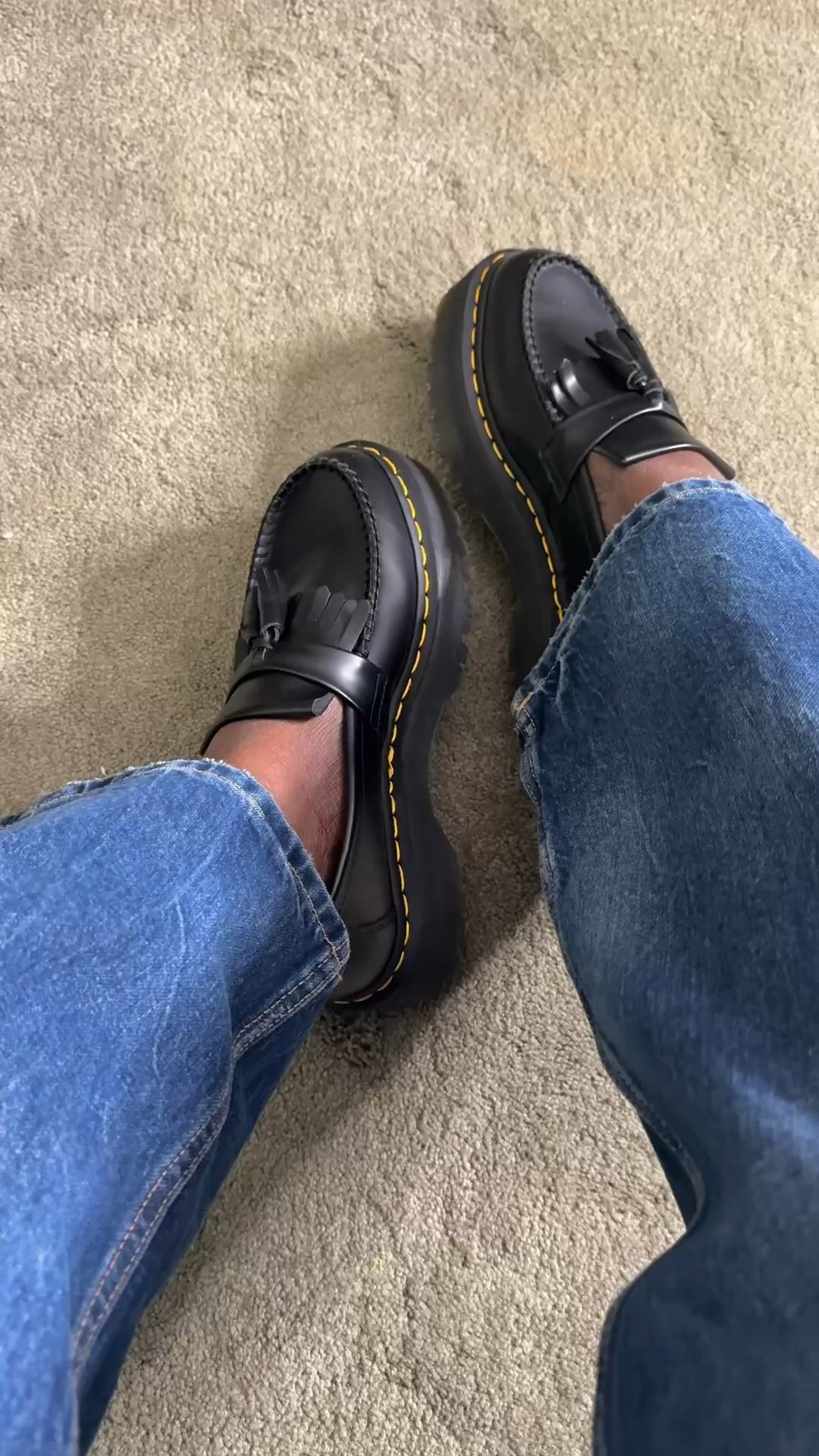 These platform loafers really pulled this whole outfit together 🖤

Styled my Dr. Martens platform loafers with relaxed barrel denim and a striped sweater for an easy everyday look that still feels put together.

Linking my loafers + similar pieces to recreate this outfit.

Tap to shop ✨

#LTKStyle #LTKFinds #DrMartens #CasualOutfit #EverydayStyle #DenimLooks

#LTKgrwm #LTKootd #LTKOver40