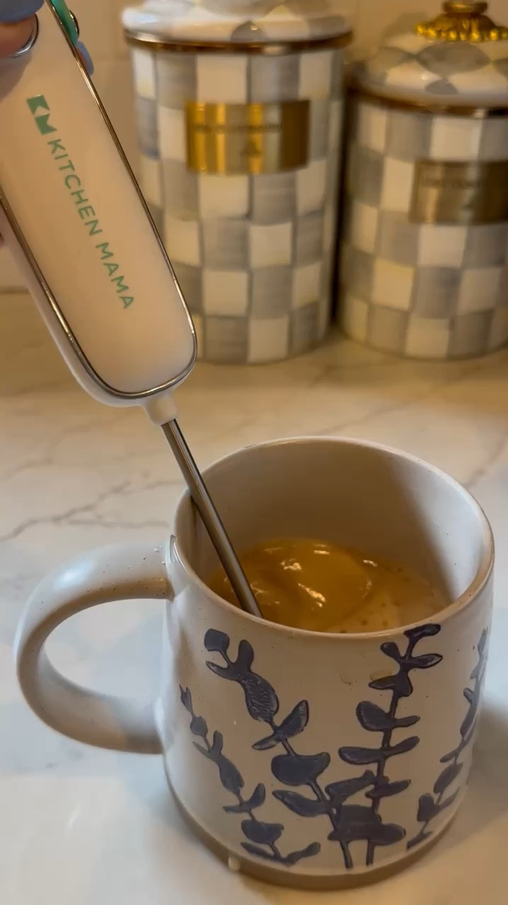 my favorite frother!!! it’s the perfect size and makes my drinks frothy!!

#LTKFindsUnder50 #LTKHome #LTKVideo