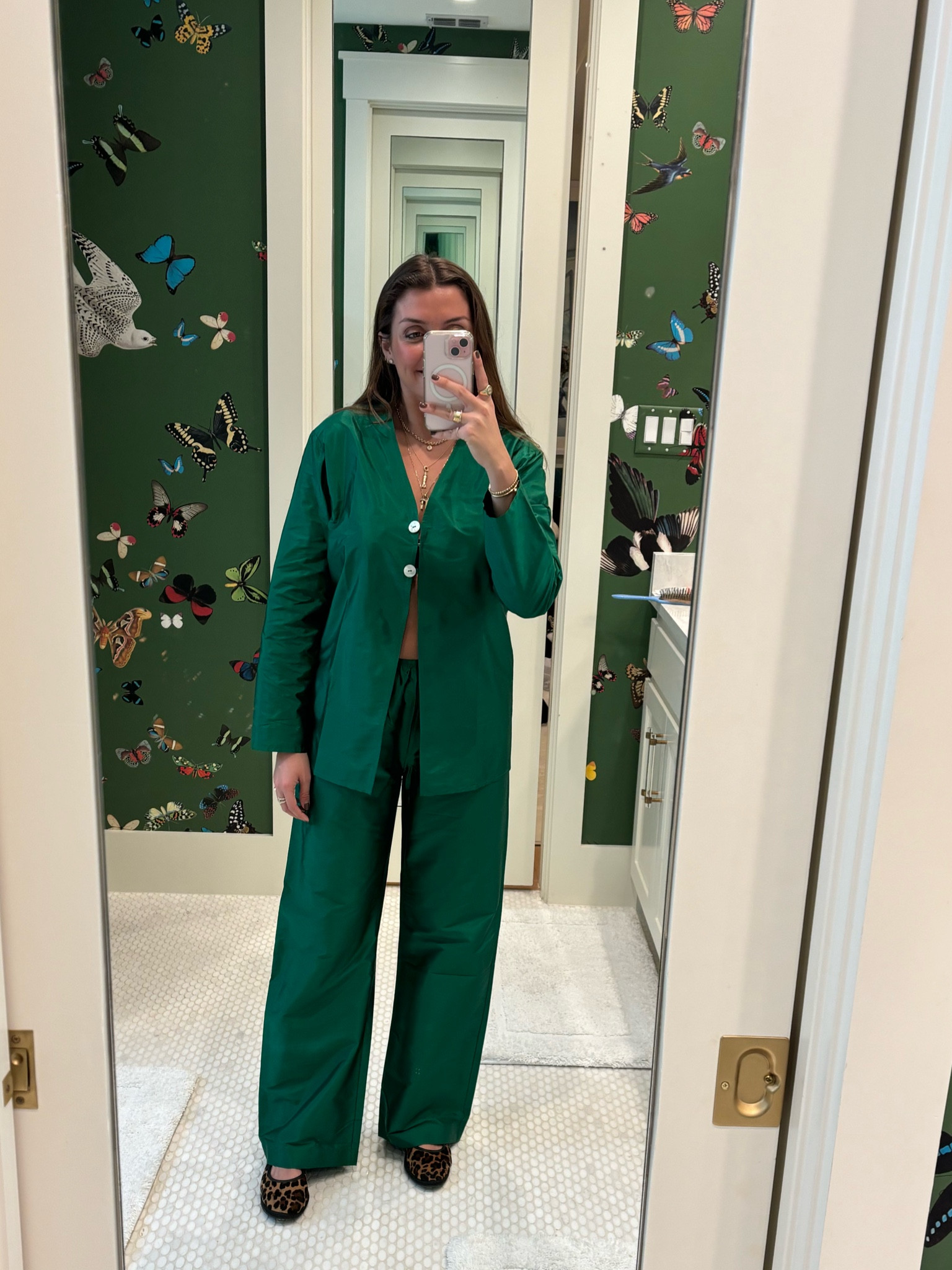 💚 

#LTKParties #LTKHoliday #LTKSeasonal