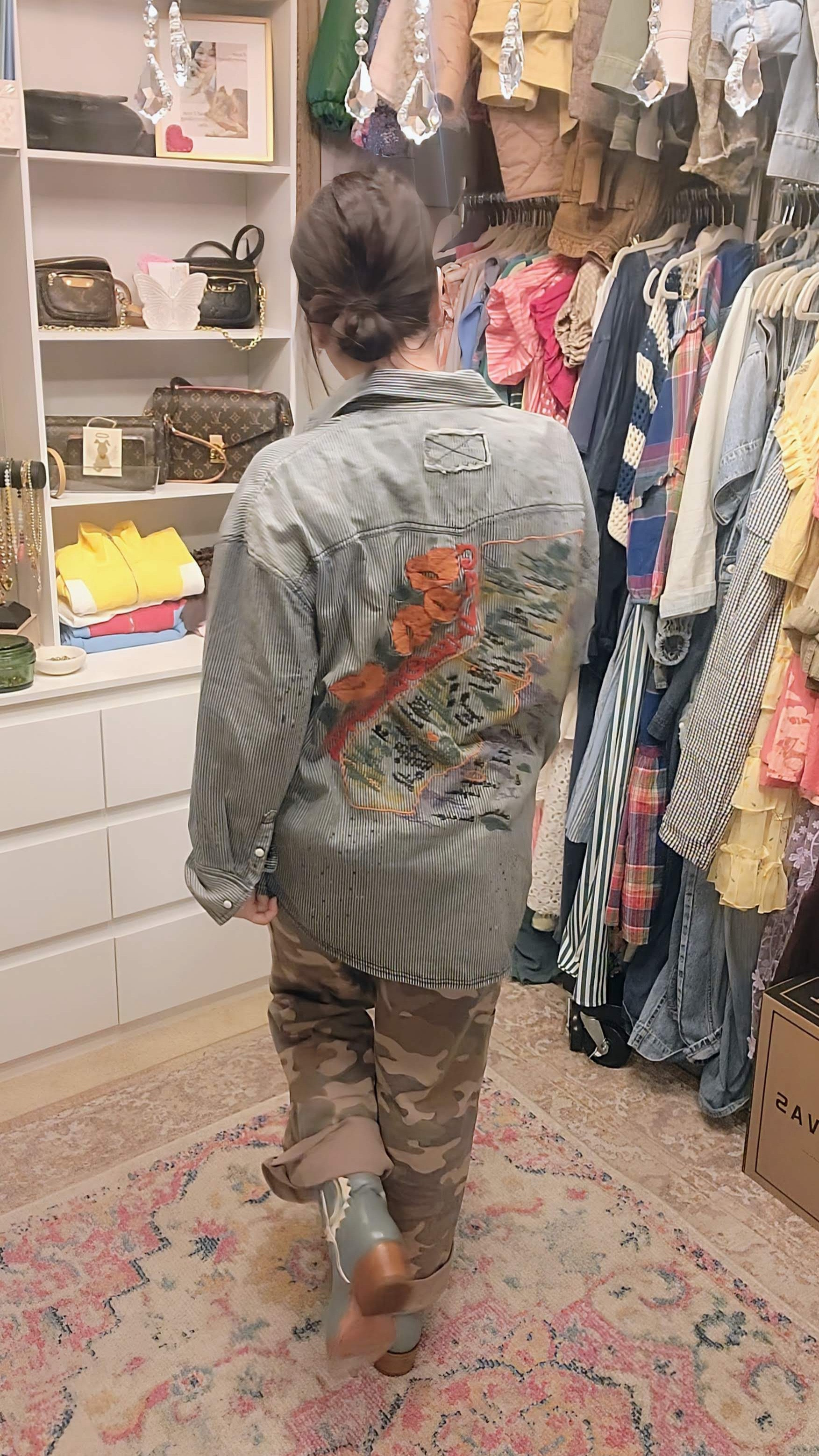 Wearing a medium in the cami. Boots are tts. Small in the camo pants 


#LTKWorkwear #LTKStyleTip #LTKOver40