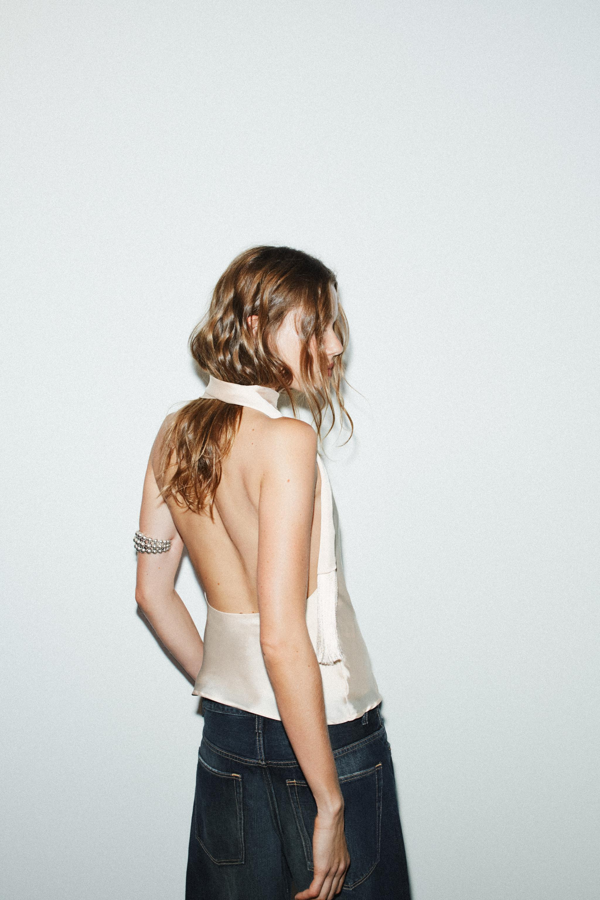 FRINGED HALTER SATIN EFFECT TOP | Zara US