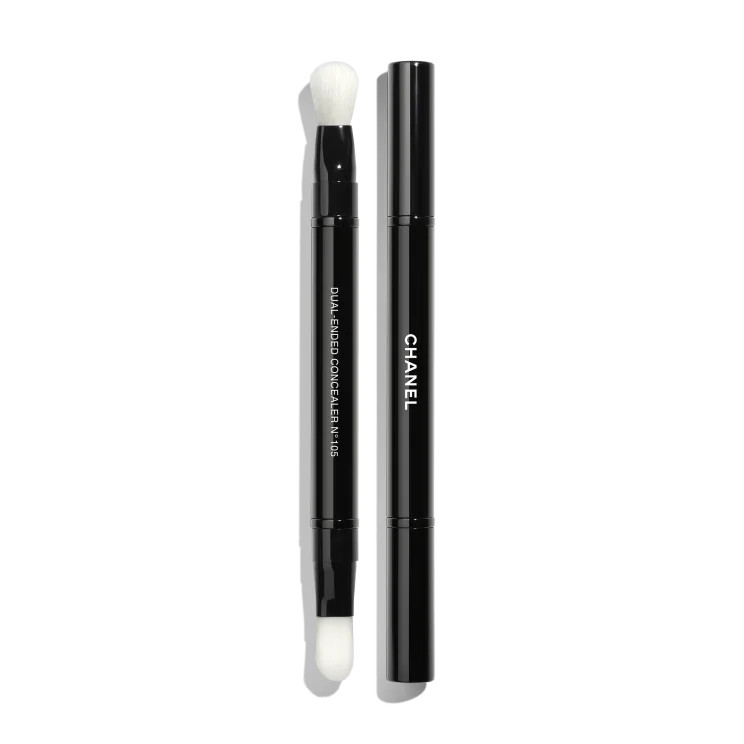 LES PINCEAUX DE CHANEL Retractable dual-ended concealer brush n°105  | CHANEL | Chanel, Inc. (US)