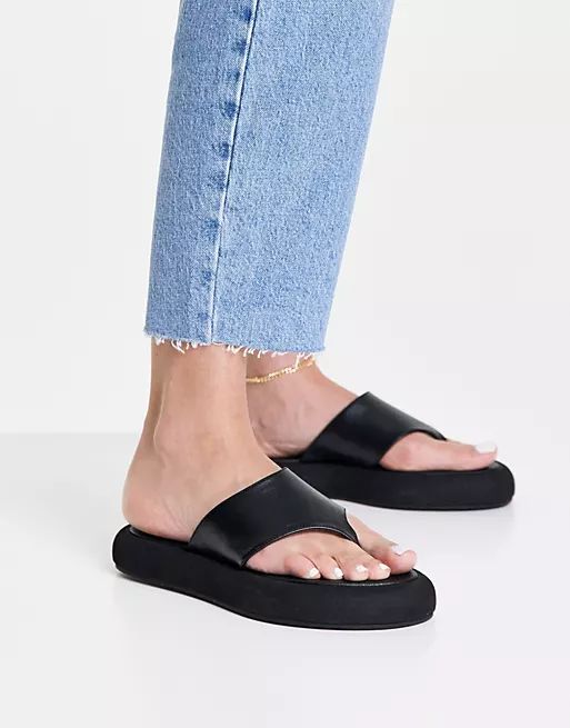 Topshop Pia leather toe post sandal in black | ASOS (Global)