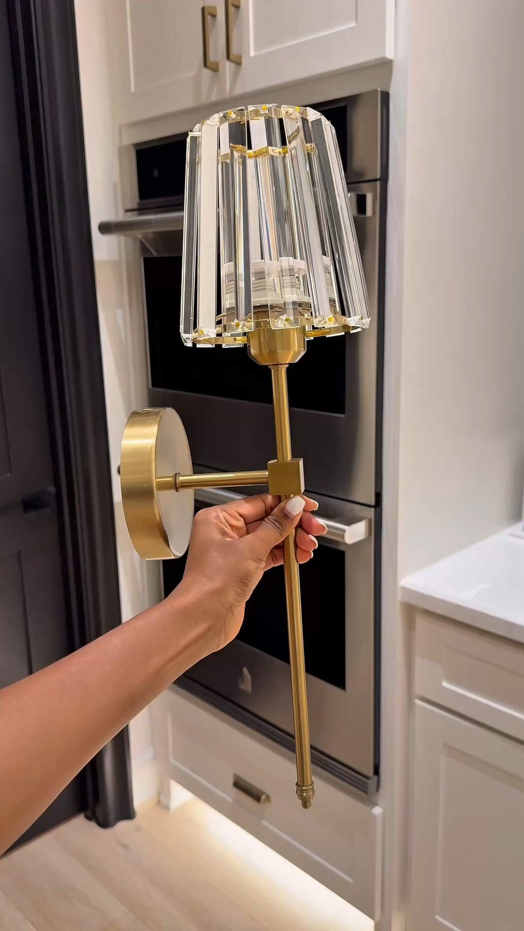 One of the easiest ways to add mood or ambient lighting to your home 

✨ These sconces let you brighten any space without hardwiring. They’re remote-controlled, color-changing, and perfect for kids’ rooms or cozy corners. 

Everything is linked for easy shopping—tap to shop!

#LTKHome #LTKStyleTip #LTKSaleAlert