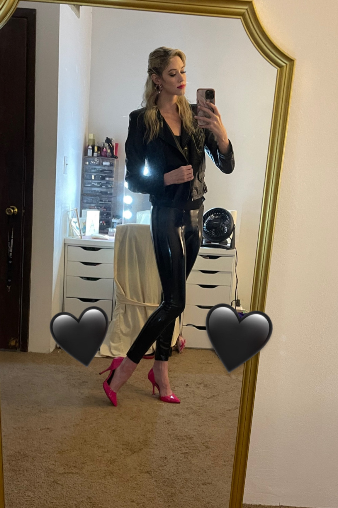 I love pairing my Spanx leather leggings with a fun pair of hot pink pumps for a pop of color! 💖

#LTKSeasonal #LTKunder100 #LTKshoecrush
