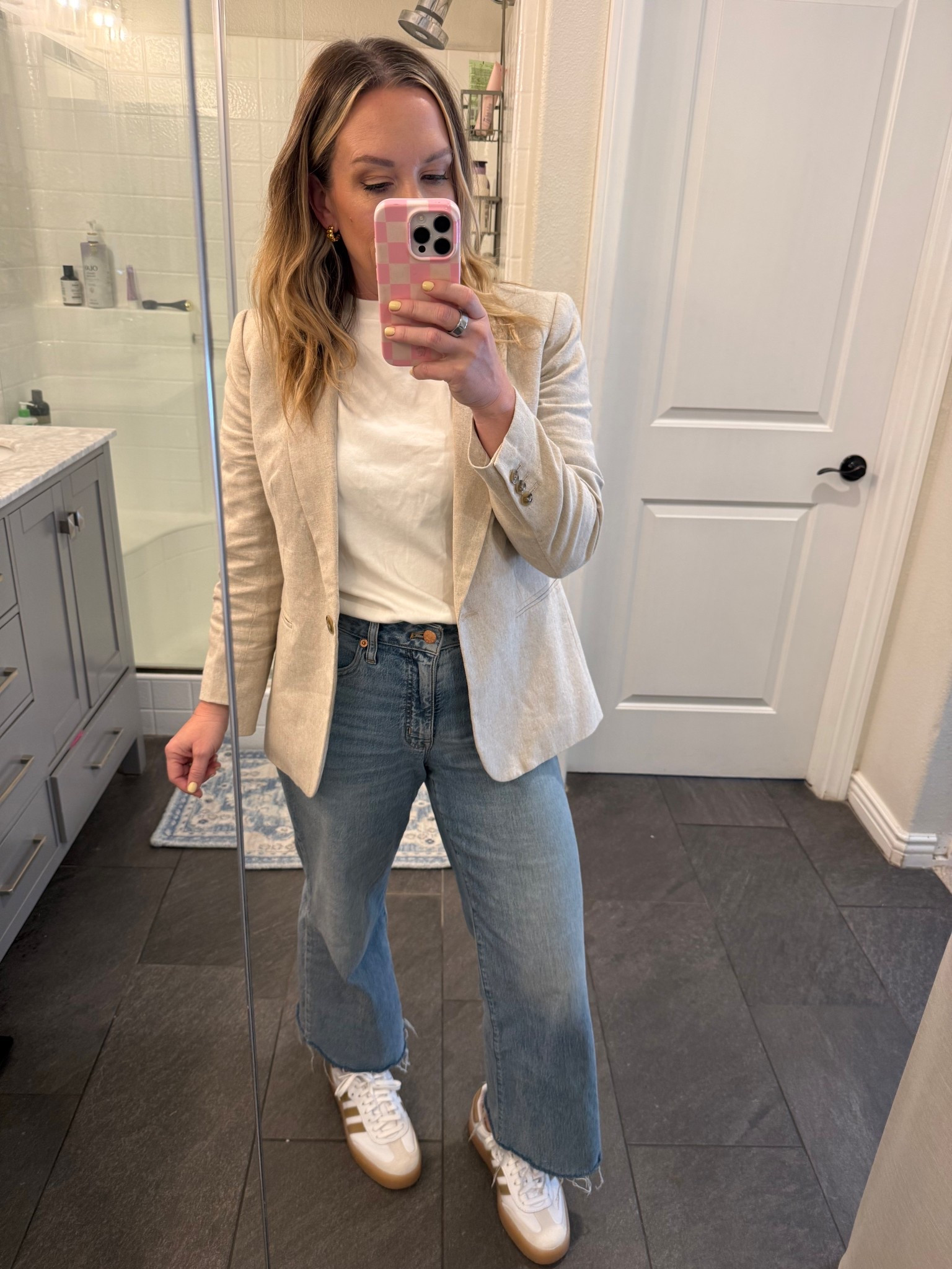 The perfect blazer for spring. It’s lightweight linen and the perfect neutral shade.

Wearing 4 petite
Jeans run large, sized down to 26 


#LTKmorningroutine #LTKmomlife
