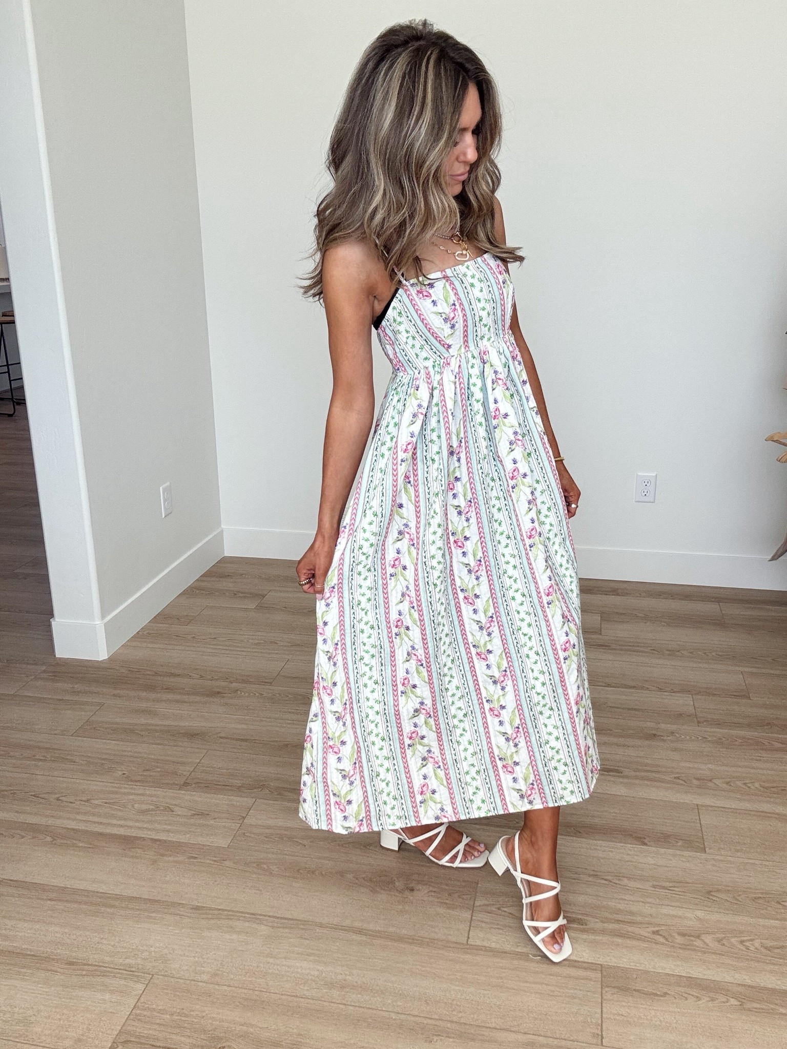 This dress just screams vacay! It’s perfect paired with these strapped Walmart heels! 

#LTKootd #LTKmomlife #LTKSeasonal