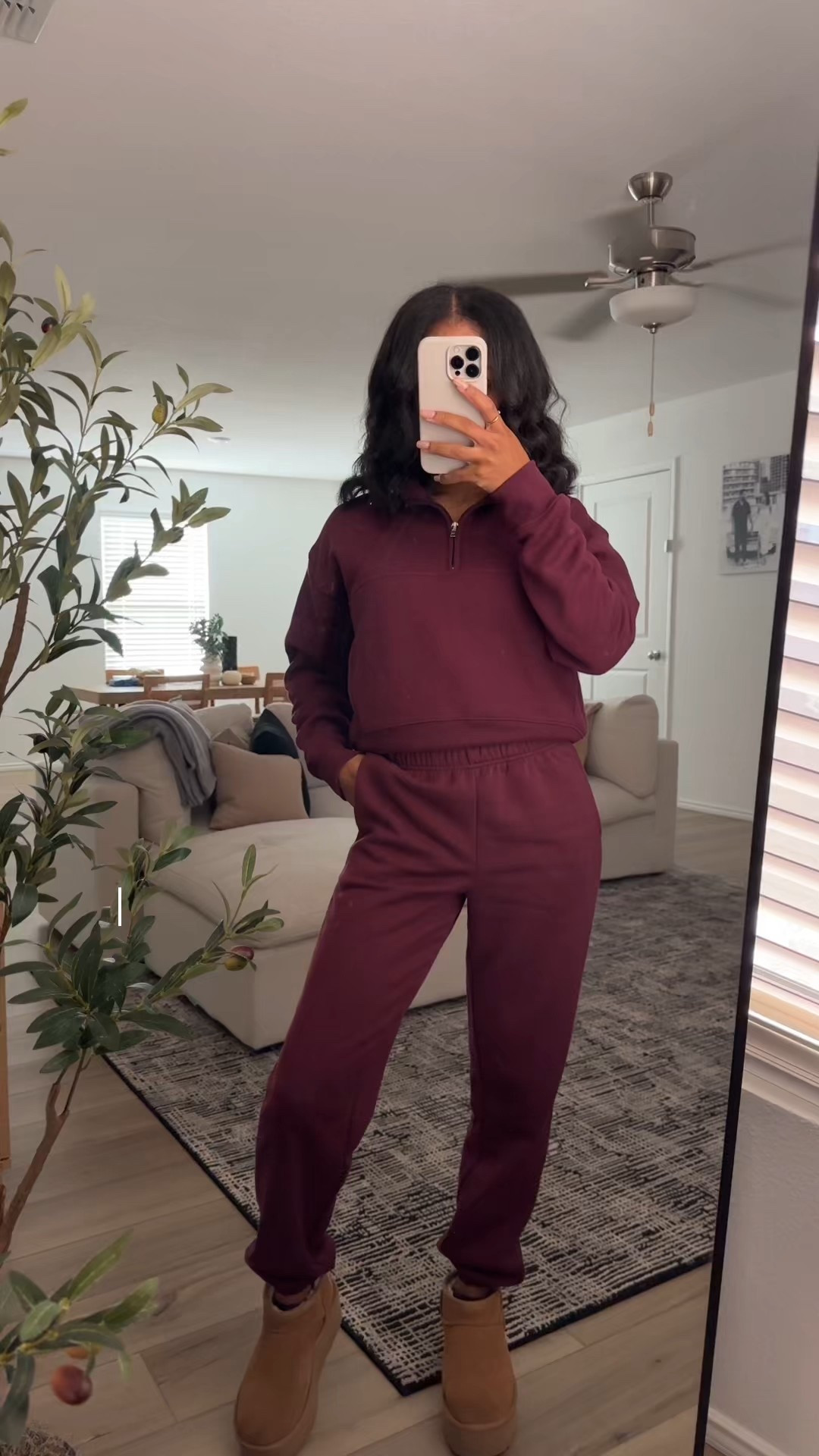 entire set for under $25, I’m wearing a size XS in the top and XXS in the pants. Happy Thanksgiving! 

#LTKootd #LTKCyberWeek #LTKFindsUnder50