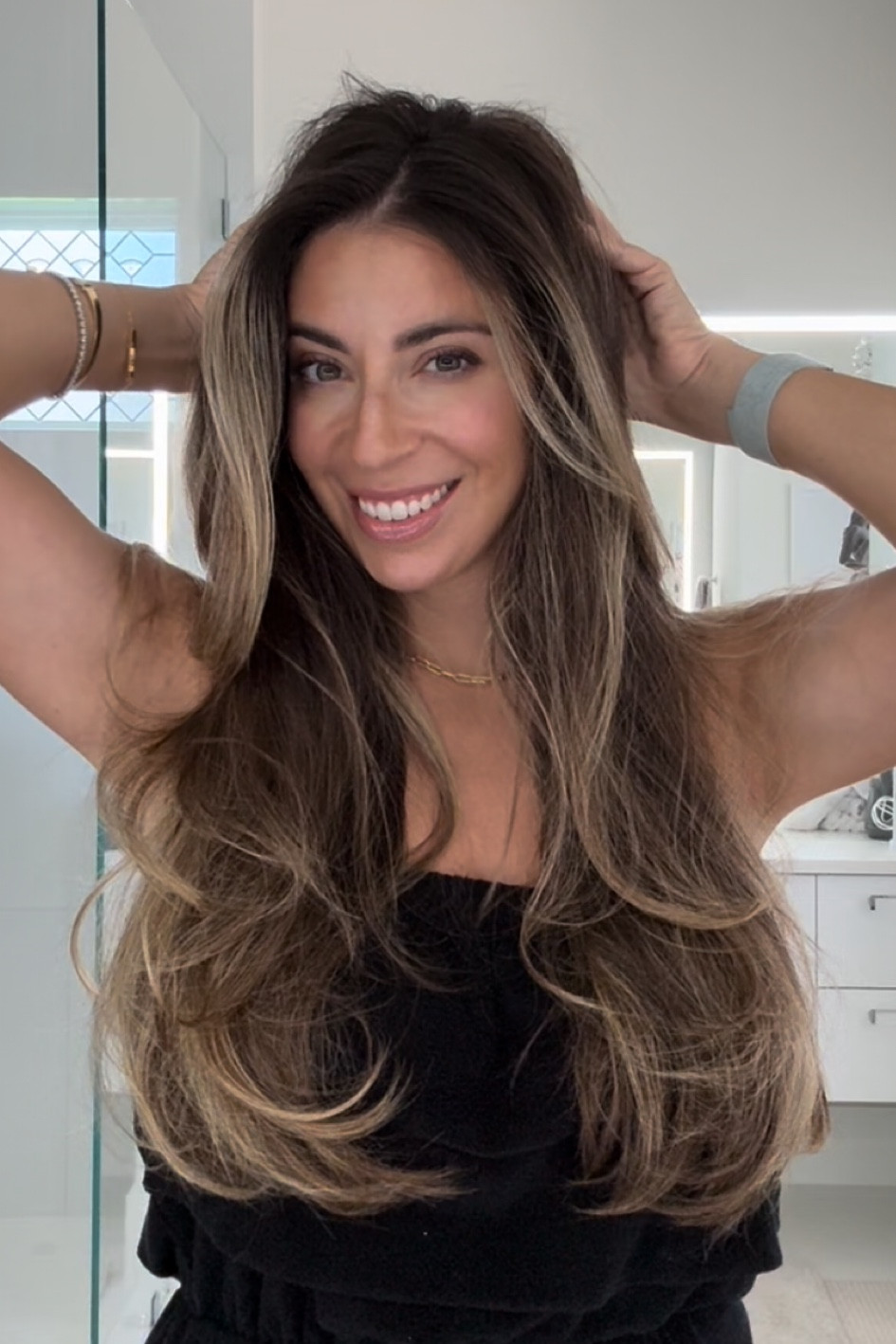 Blowout look in less than 10. Start w dry hair, curl ends under, curl bangs away from face, finish with a light hold spray! 

Wavytalk 
Heated round brush

#LTKStyleTip #LTKBeauty #LTKFindsUnder50