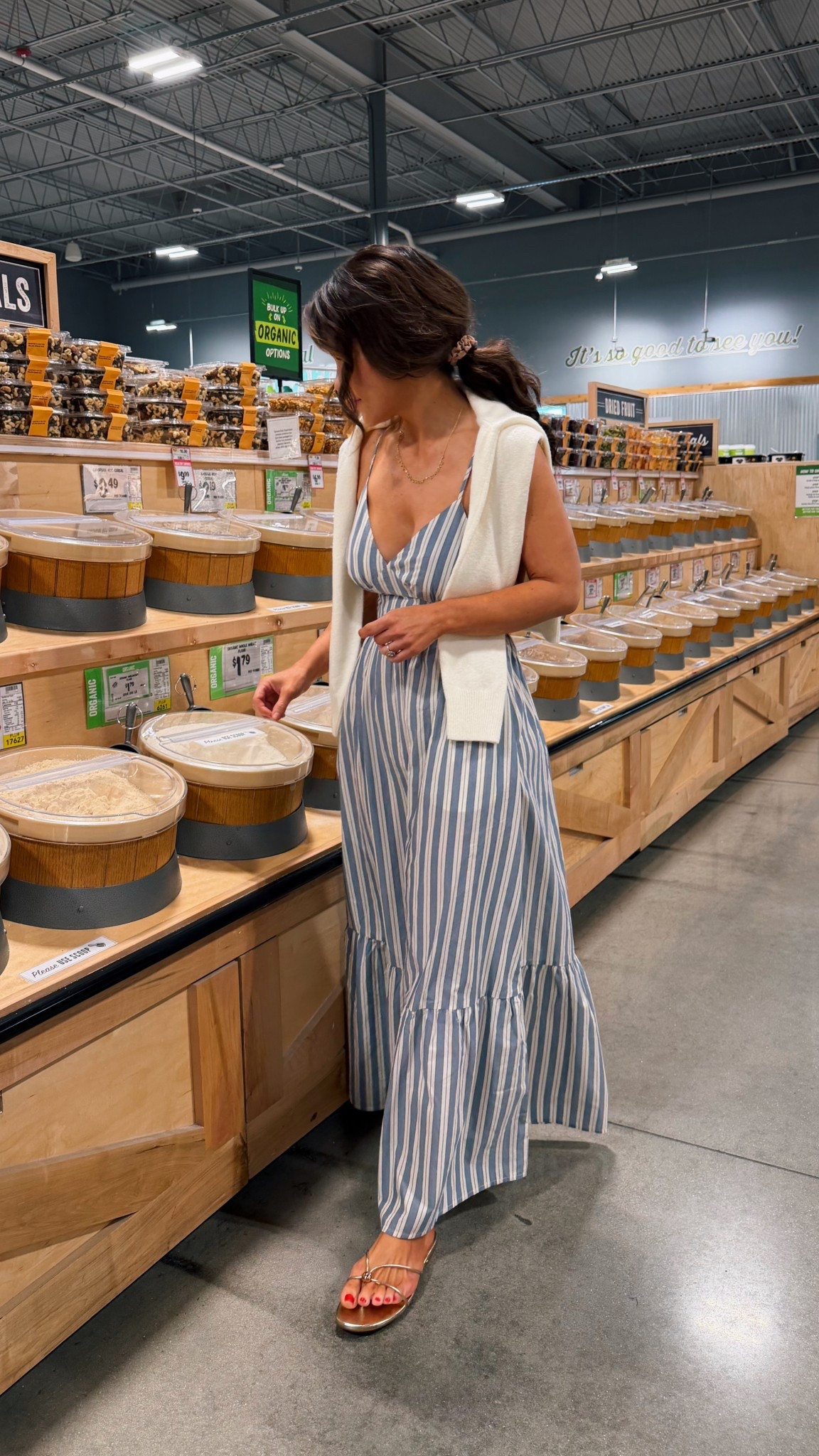 Target dress that is so flattering 
Wearing a size xs but should’ve done a small- little tight 
Shoes are true to size 

@Target #targetstyle #outfitinspo #maxidress #springdress

#LTKPetite #LTKootd #LTKdayinmylife