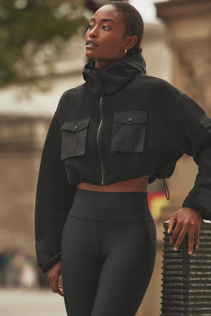 Cropped Engage Cargo Parka | Alo Yoga