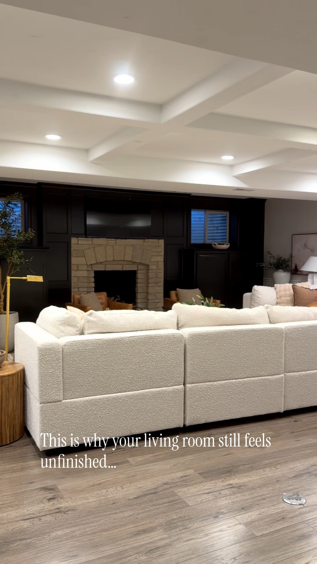 Ever feel like your living room is missing something but you can’t figure out what?

This is usually it 🤍
A console behind the sofa instantly makes the space feel complete.

Linked everything here.


#LTKHome