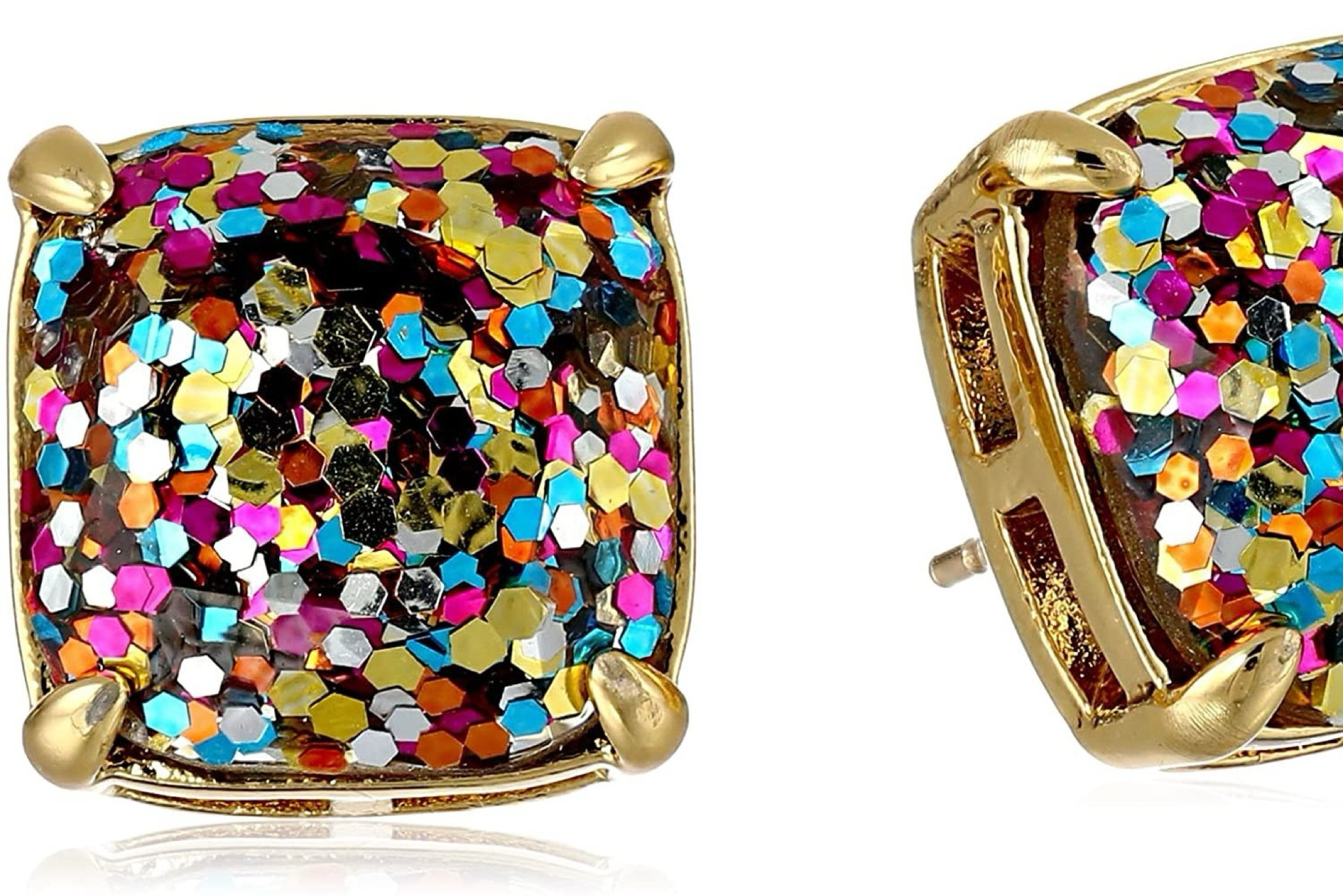 Love a good glittery earring 

#LTKStyleTip #LTKSeasonal