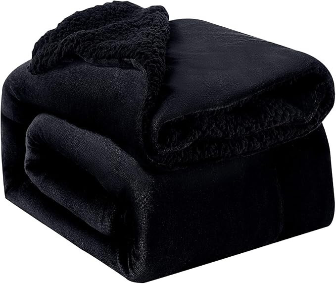 Bedsure Sherpa Fleece Blanket Throw Size Black Plush Throw Blanket Fuzzy Soft Blanket Microfiber | Amazon (US)