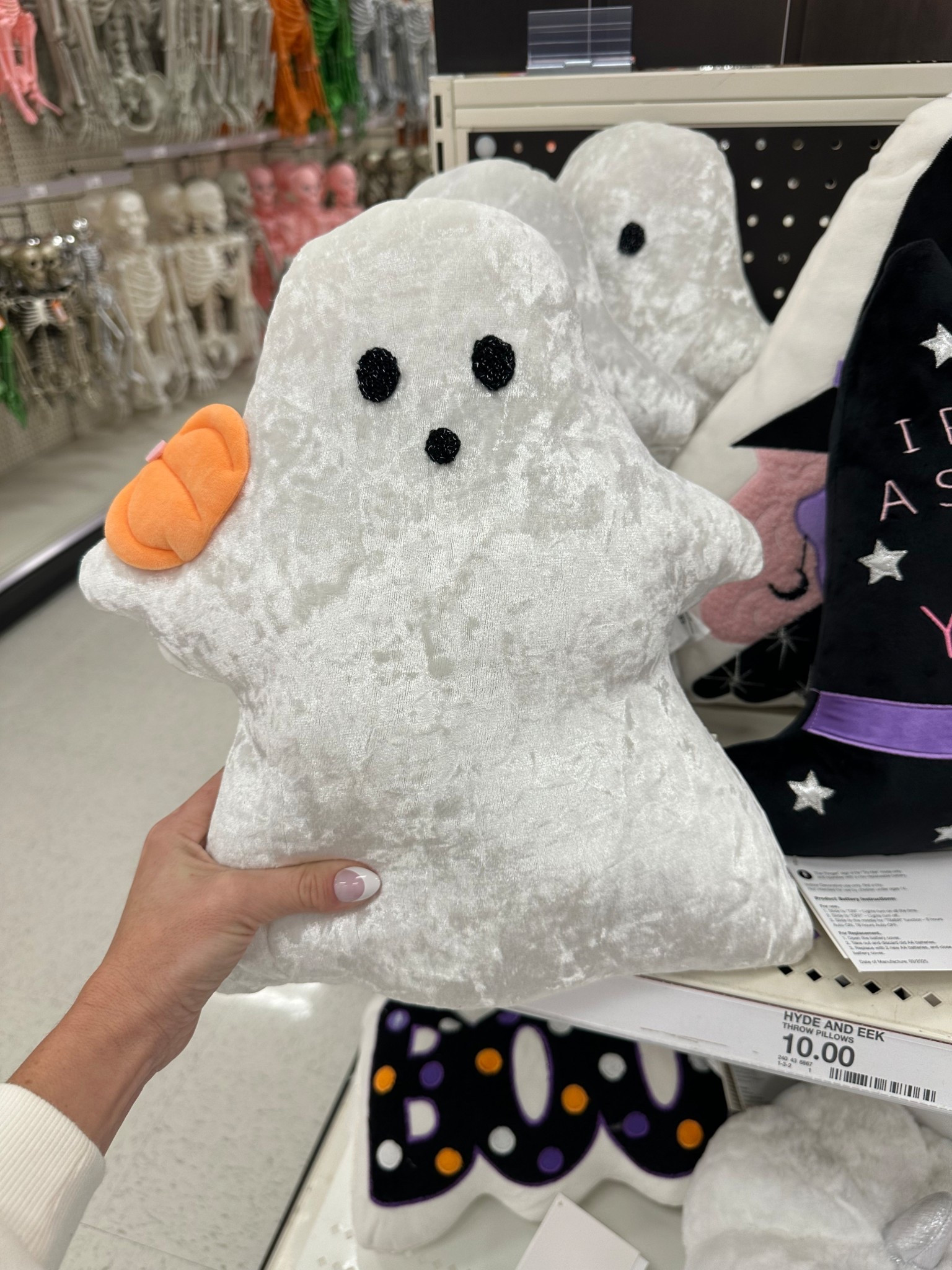 Cutie ghost throw pillow!! 30% off @targett

#LTKHalloween #LTKSeasonal #LTKFallSale