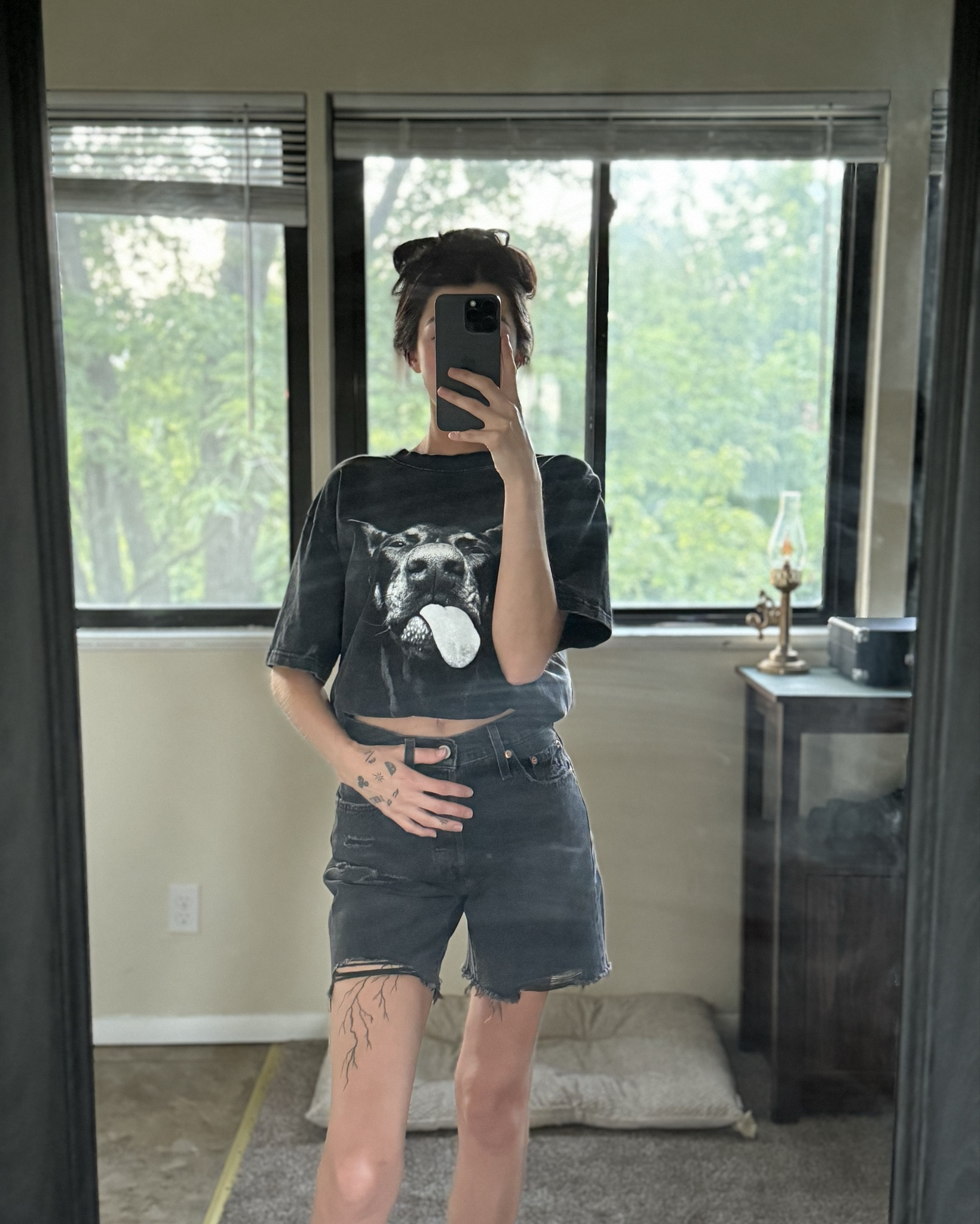 The best shorts! Levi 501’s, perfect length and great for smaller frames to accentuate the behind 😂🥹

#LTKFindsUnder100 #LTKSummerSales #LTKSeasonal
