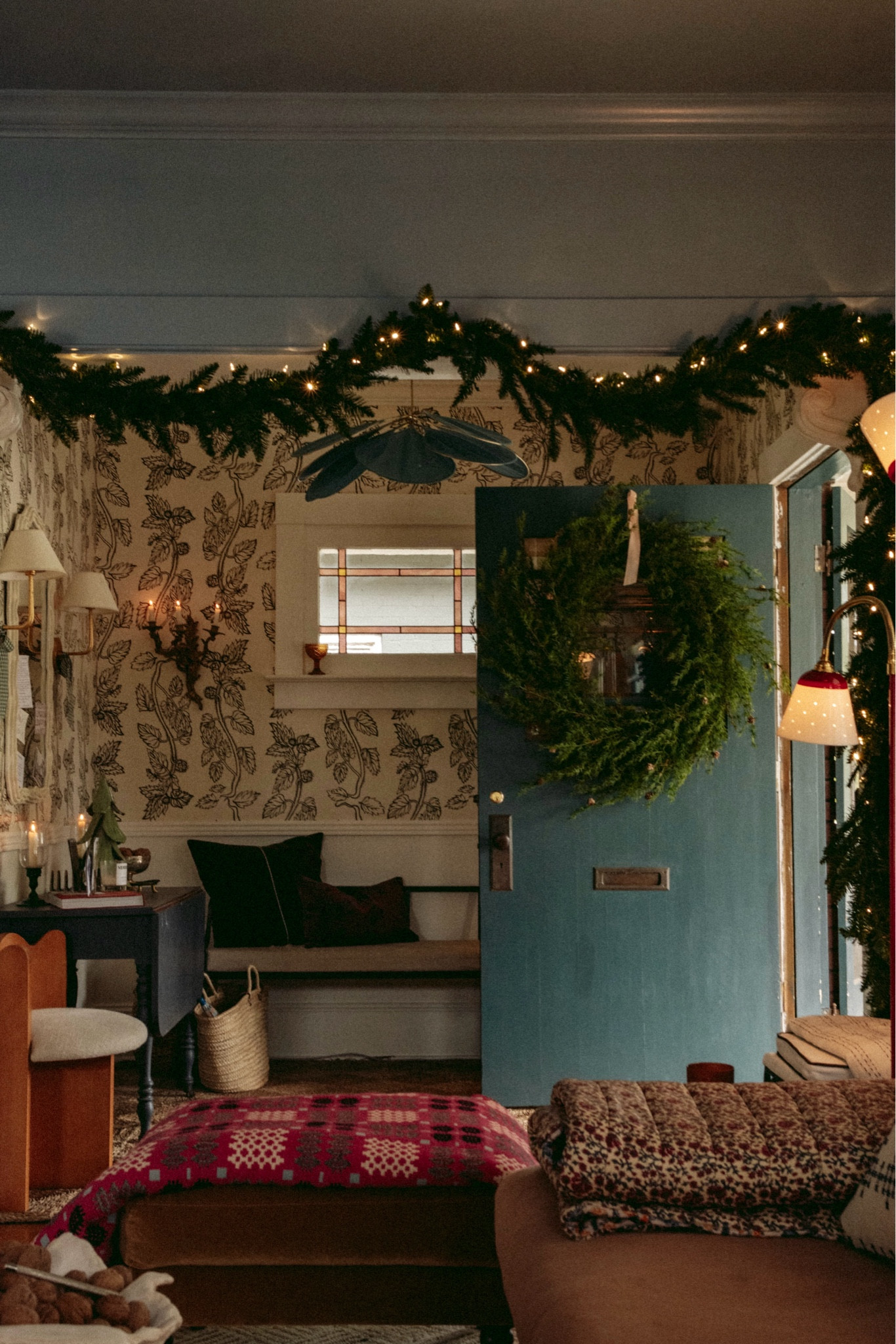 It’s a @birchlane Christmas and I could not love it more. #birchlanepartner #mybirchlane 

#LTKHoliday #LTKHome

#LTKHome #LTKHoliday