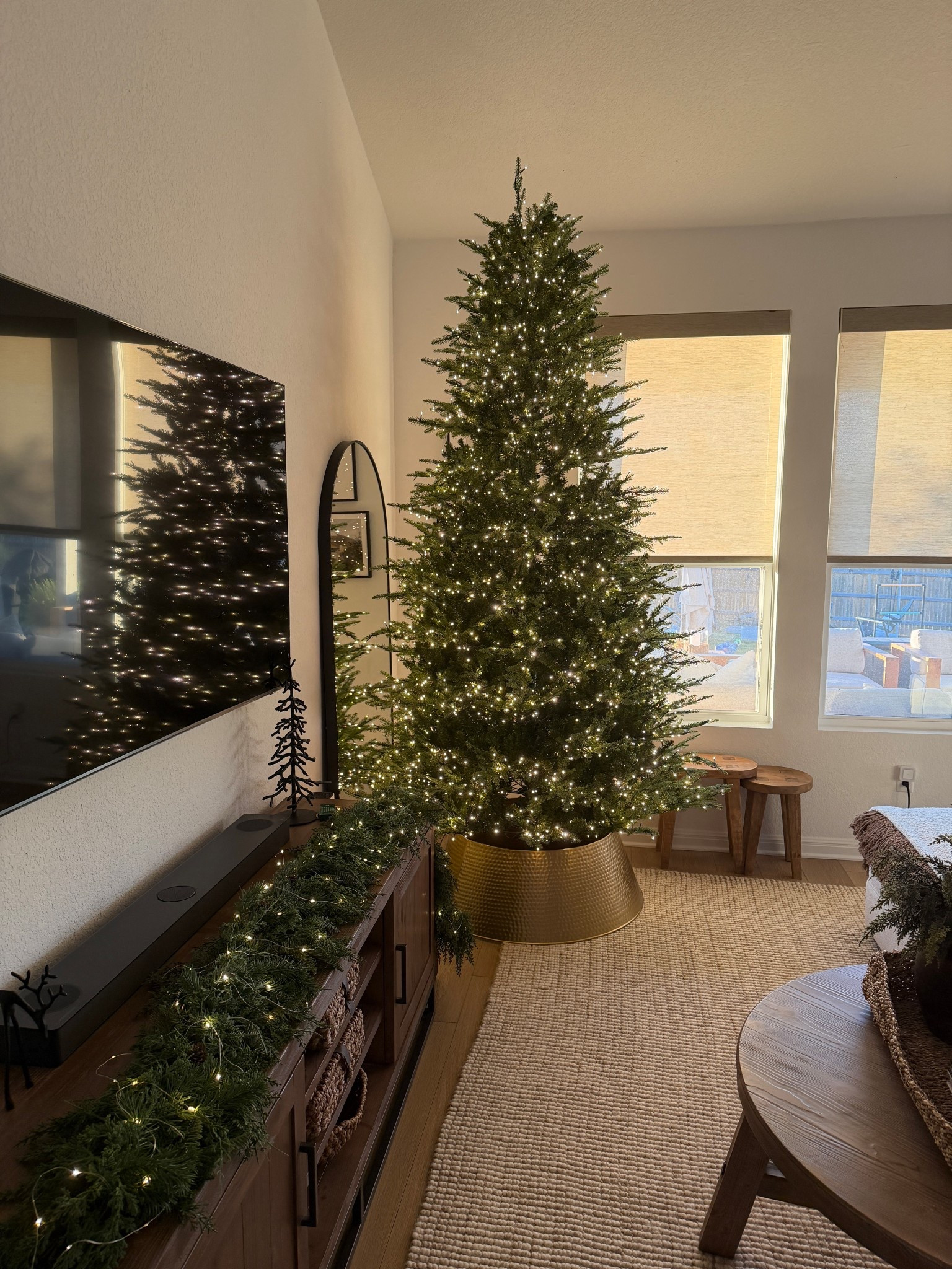 The Viral Grand Duchess Christmas tree is BACK! She comes in 4 height sizes / full or slim AND she also comes in a flocked version! 🎄🎄🎄

I ordered the 9ft full size for my living room!

Home Depot, Viral Christmas Tree, Grand Duchess Tree, Viral Tree, Christmas Tree, Home Depot Christmas 

#LTKSeasonal #LTKSaleAlert #LTKHoliday