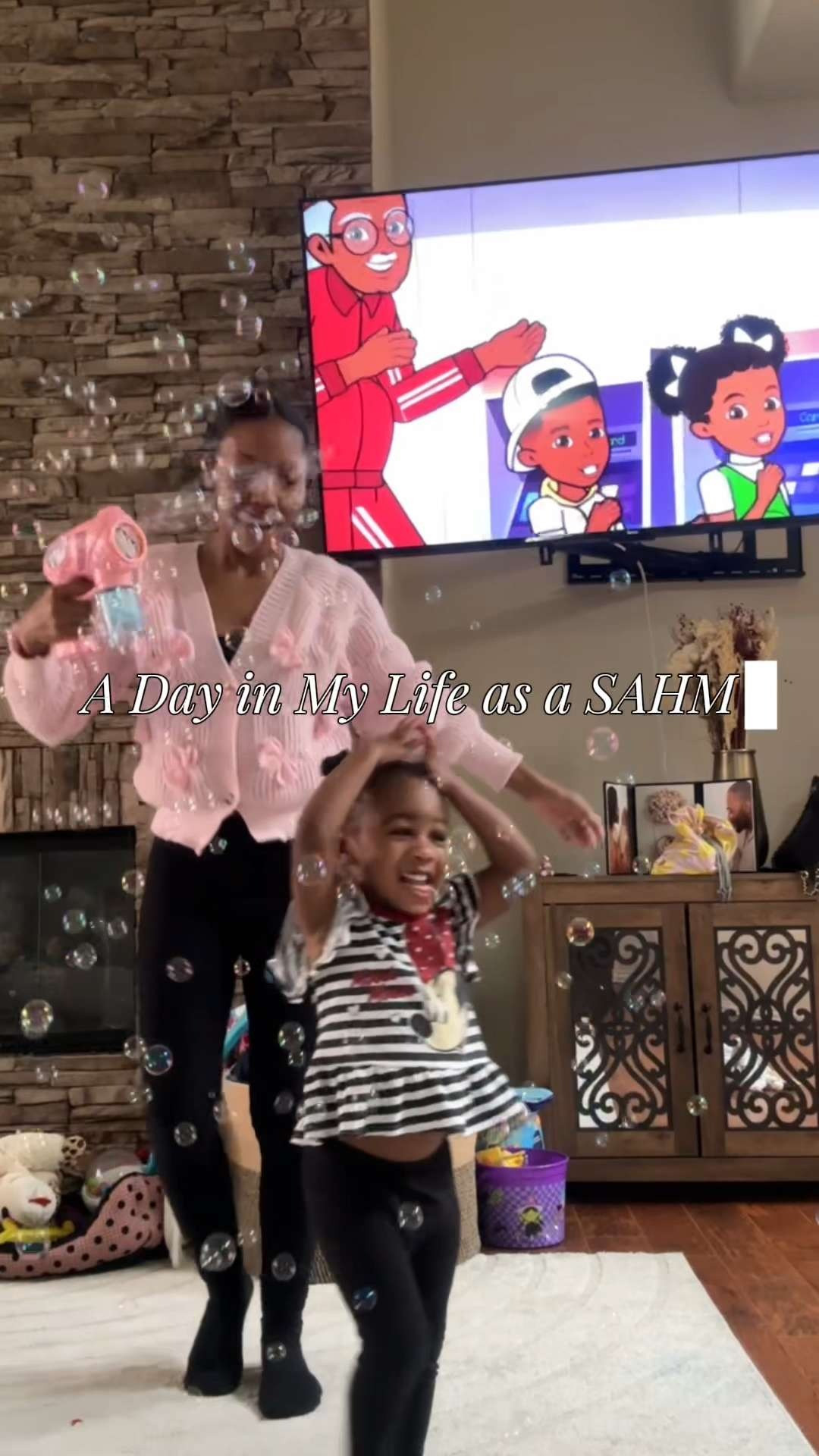 A day in my life as a stay at home toddler mom 💕 Dance class, Laser Hair Removal with The Pretty Octopus and a Gracie’s Corner Dance Party with our favorite bubble blaster 🪩💃🏾 

 

#LTKmomlife #LTKdayinmylife #LTKKids