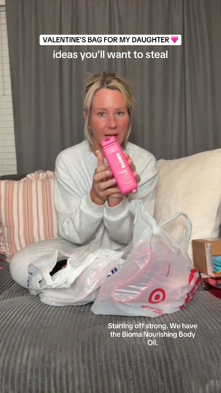 Gift bag ideas for older daughters 🤍 Elevated beauty and self-care favorites she’ll actually use. Everything linked.

#LTKselfcare #LTKmomlife #LTKBeauty