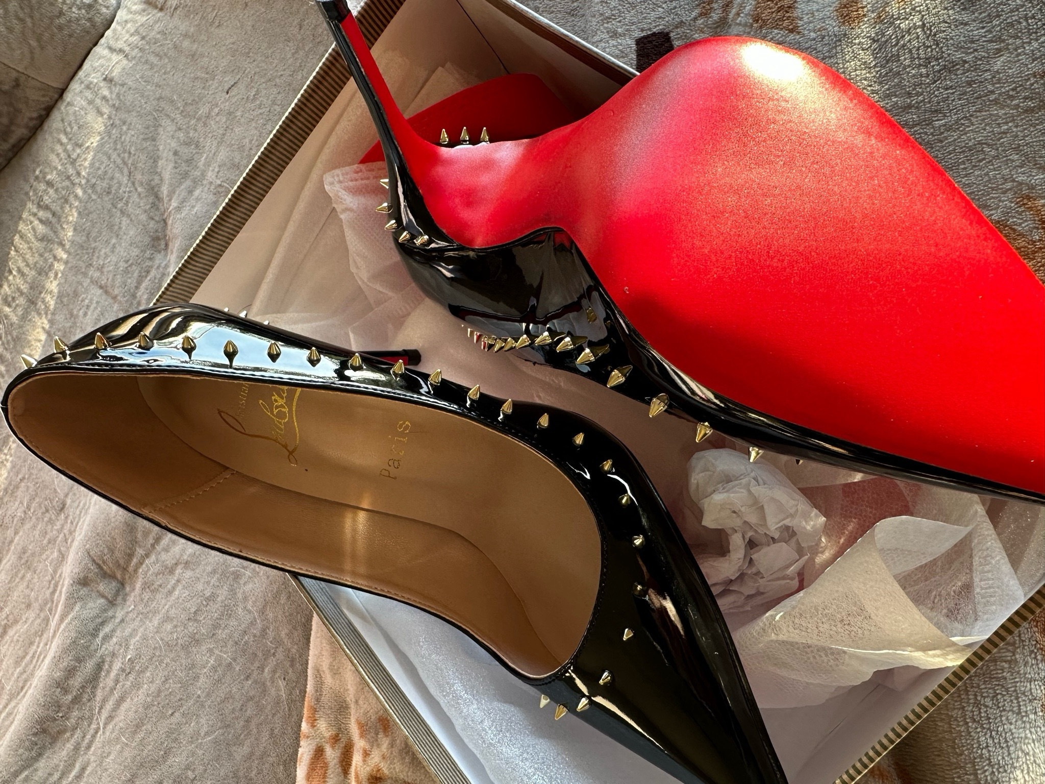Christian Louboutin
Black Spike Red Sole Pumps
How sexy are these 😍

#LTKsalealert #LTKfindsunder50 #LTKfindsunder100