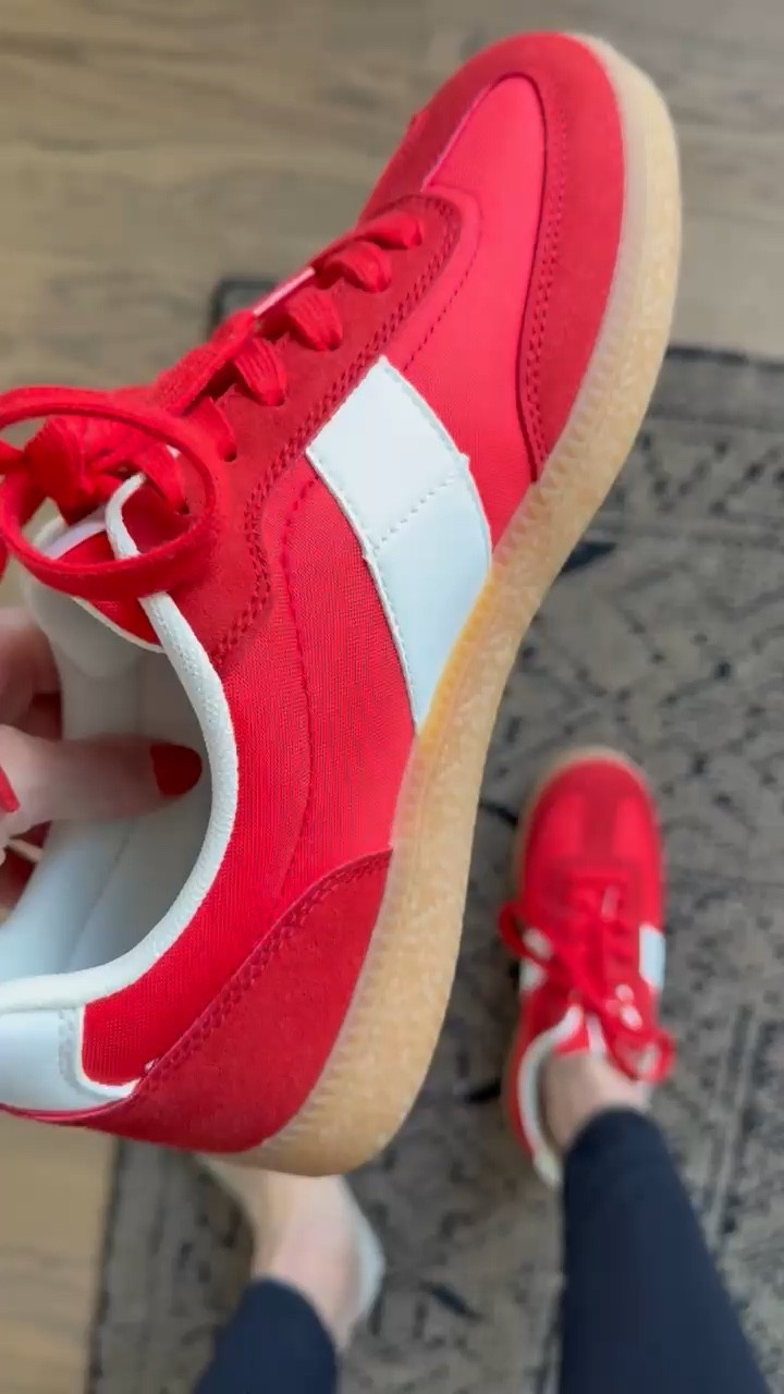 These red sneakers are a need for the holiday season! 

#LTKShoeCrush #LTKFindsUnder50 #LTKHoliday