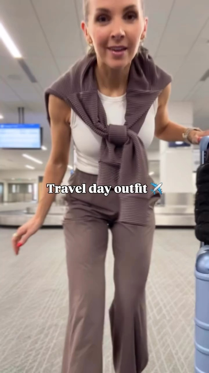 Airport OOTD

#LTKootd #LTKTravel #LTKSaleAlert