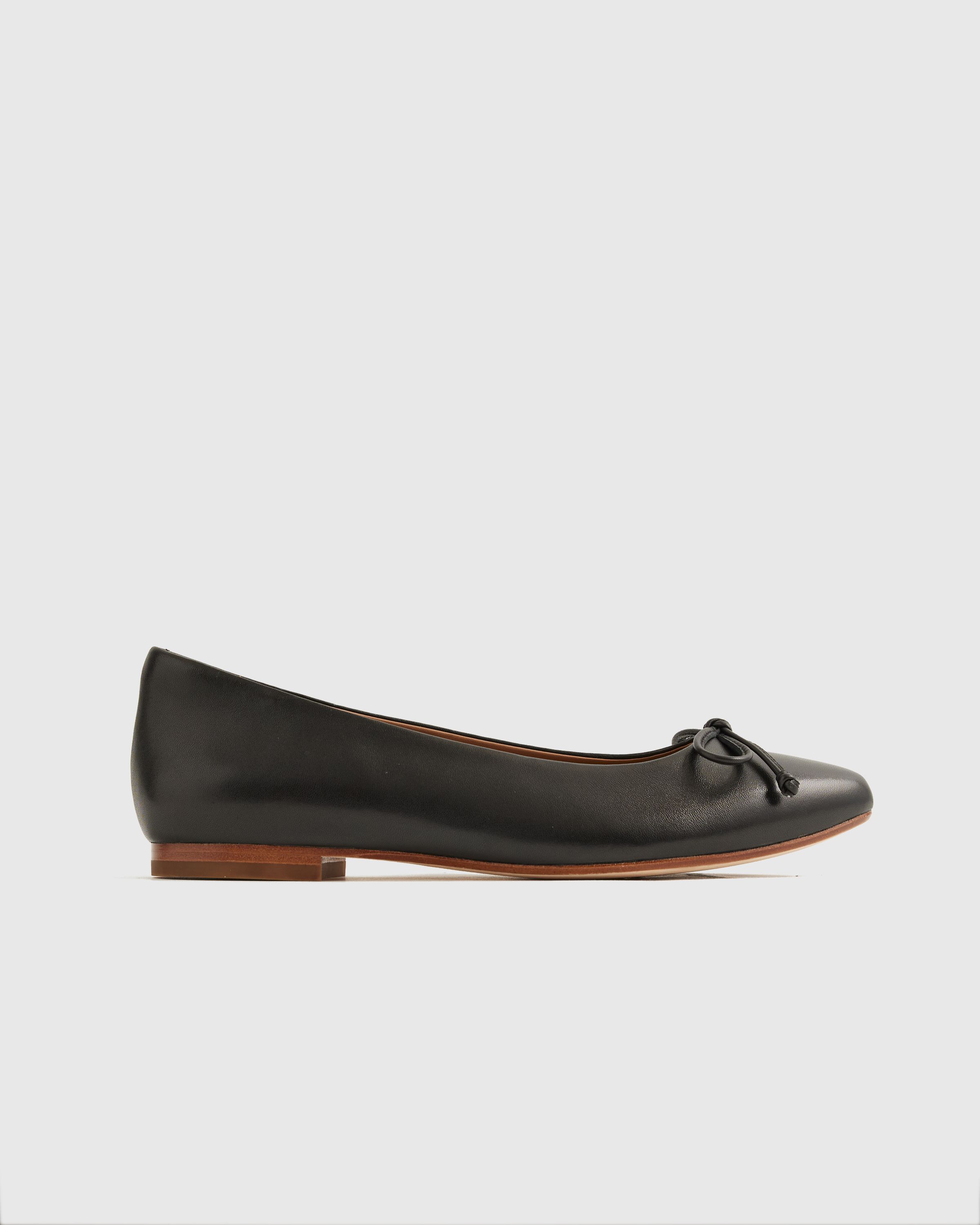 Women's Italian Leather Pointed Bow Flat | Quince
