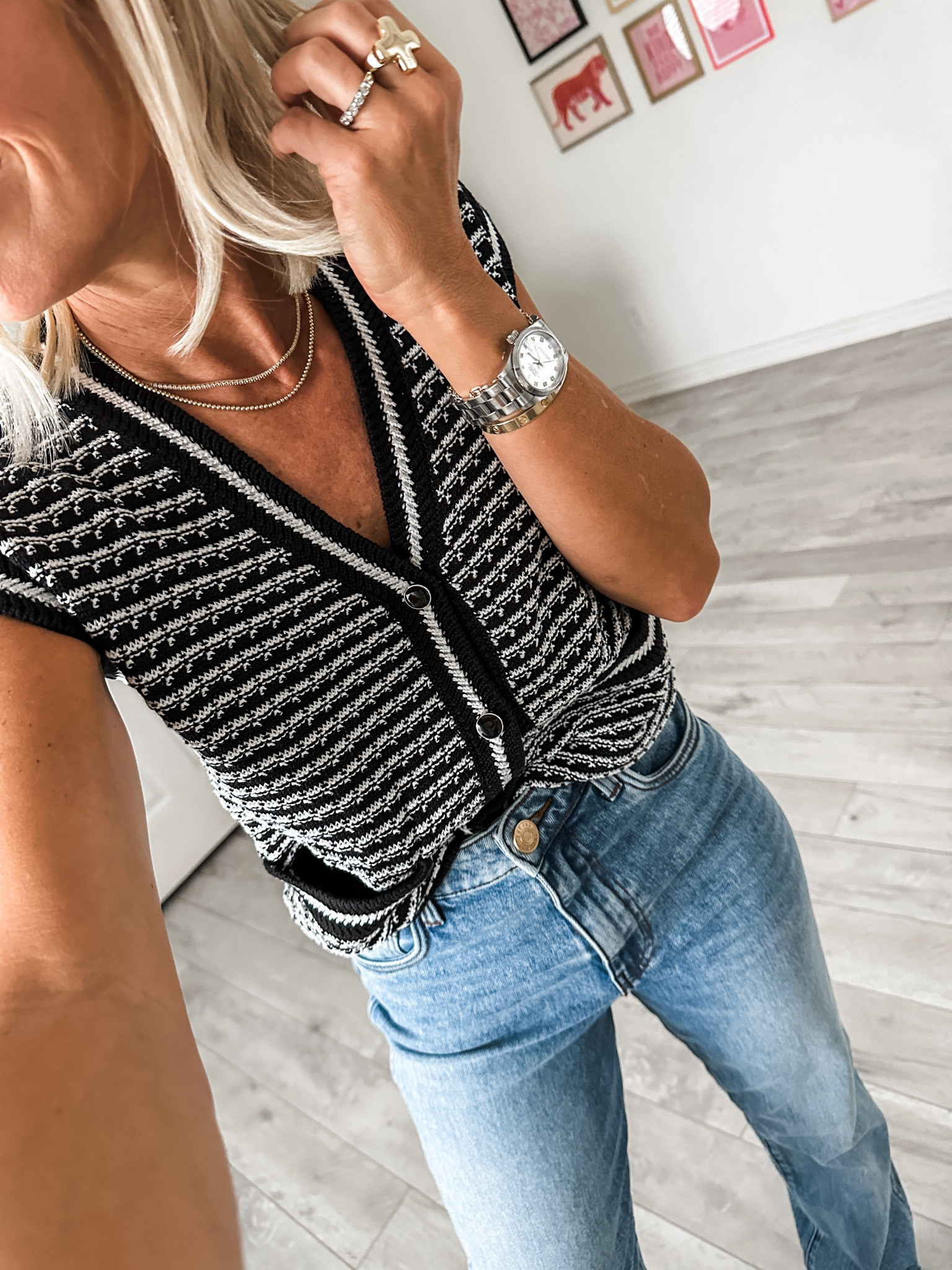 Fall outfit
Sweater vest in my true size xs
Jeans in my true size 00

#LTKStyleTip #LTKFindsUnder100 #LTKOver40