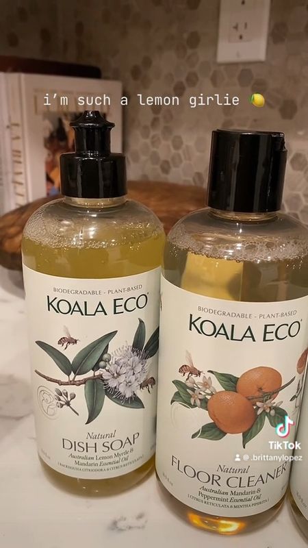 eco-friendly & plant-based cleaning supplies 🫧 for a natural + non-toxic home 🏡 

#natural #ecofriendly #plantbased #nontoxic #homecleaning #homeessentials 

#LTKhome #LTKVideo