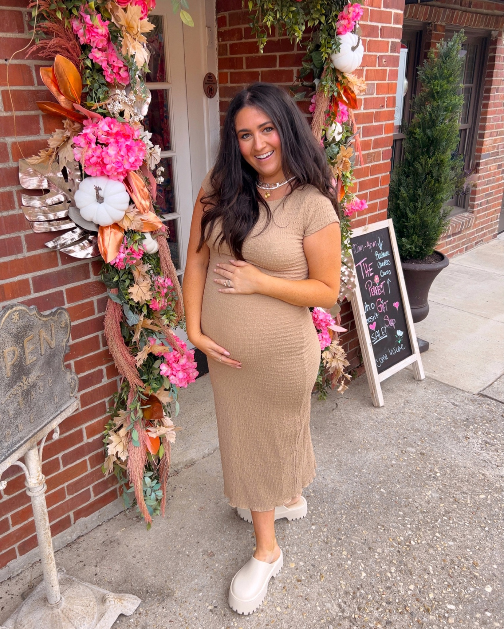 Dress // small

Bump
Bump friendly
Pregnant
Neutral 
Fall
Midi
Clog

#LTKstyletip #LTKshoecrush #LTKbump