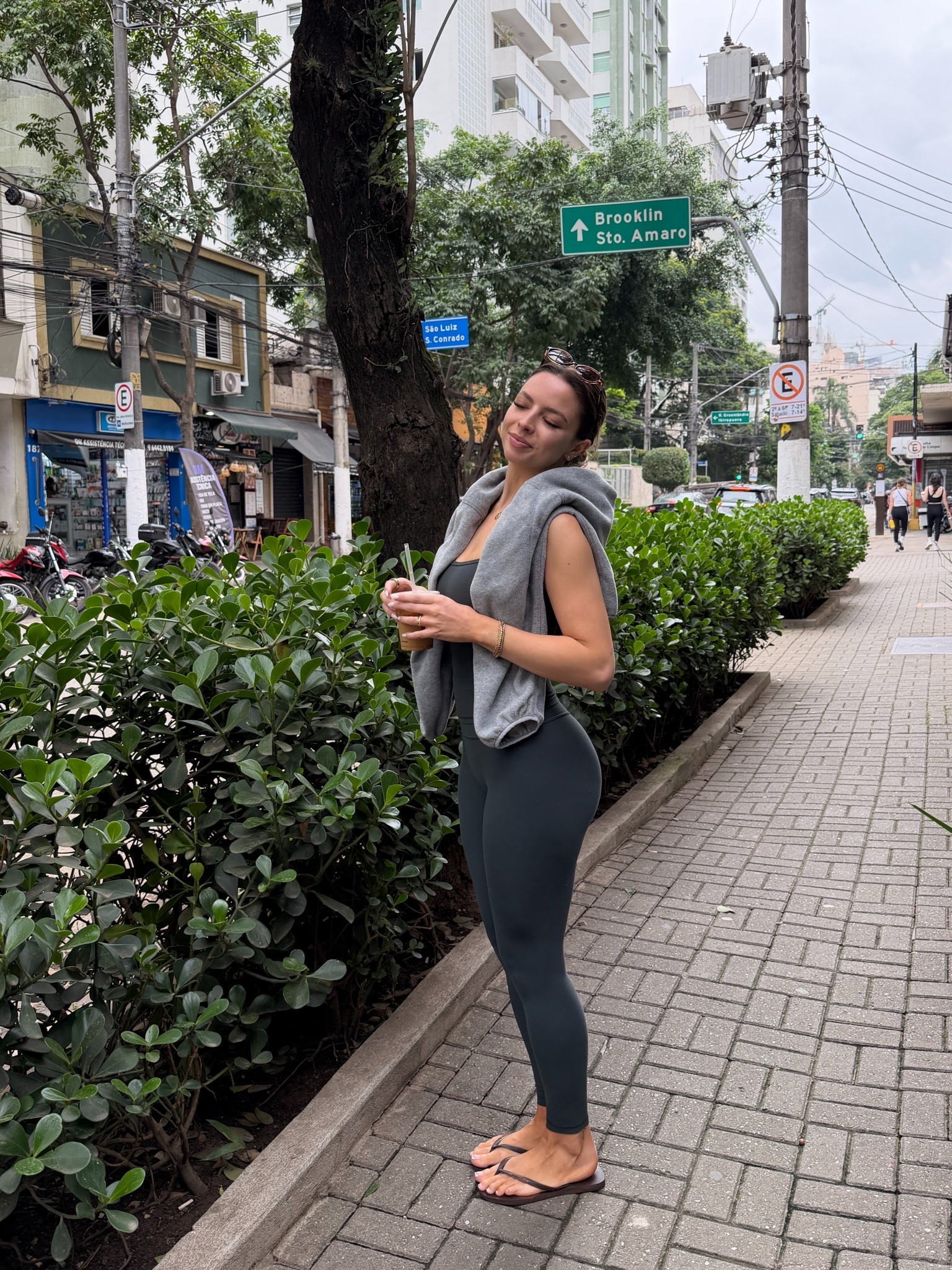 obsessed w a workout tank!! #aritzia

#LTKfitnessgoals #LTKootd #LTKgrwm