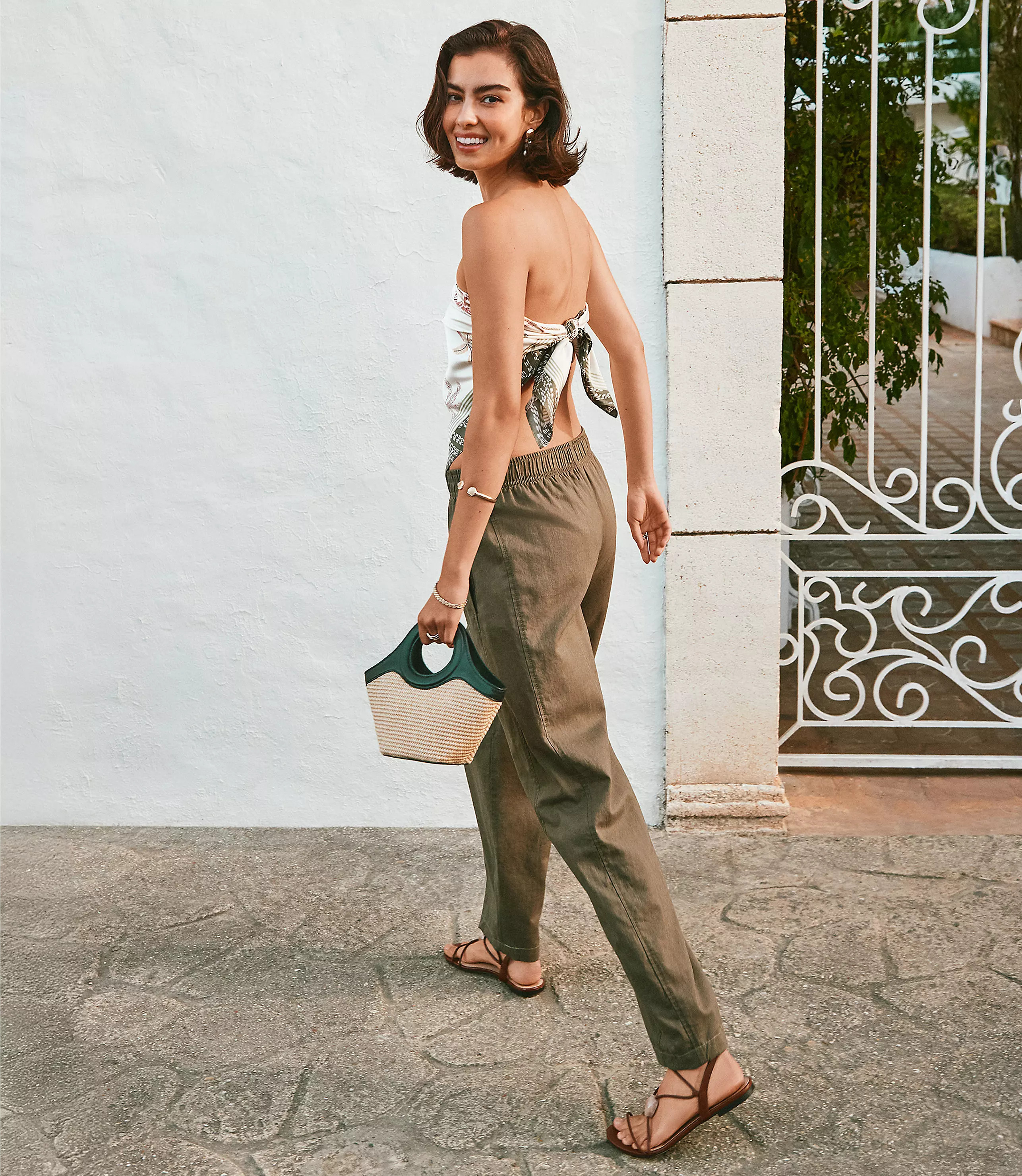 Petite Pull On Barrel Pants in Linen Cotton | LOFT