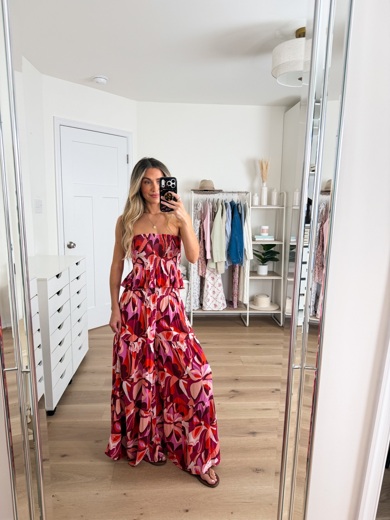 The most stunning matching set!!! Size xs in the top and xxs in the pants! Would be such a pretty date night outfit or vacation outfit

#LTKootd #LTKPetite #LTKSaleAlert