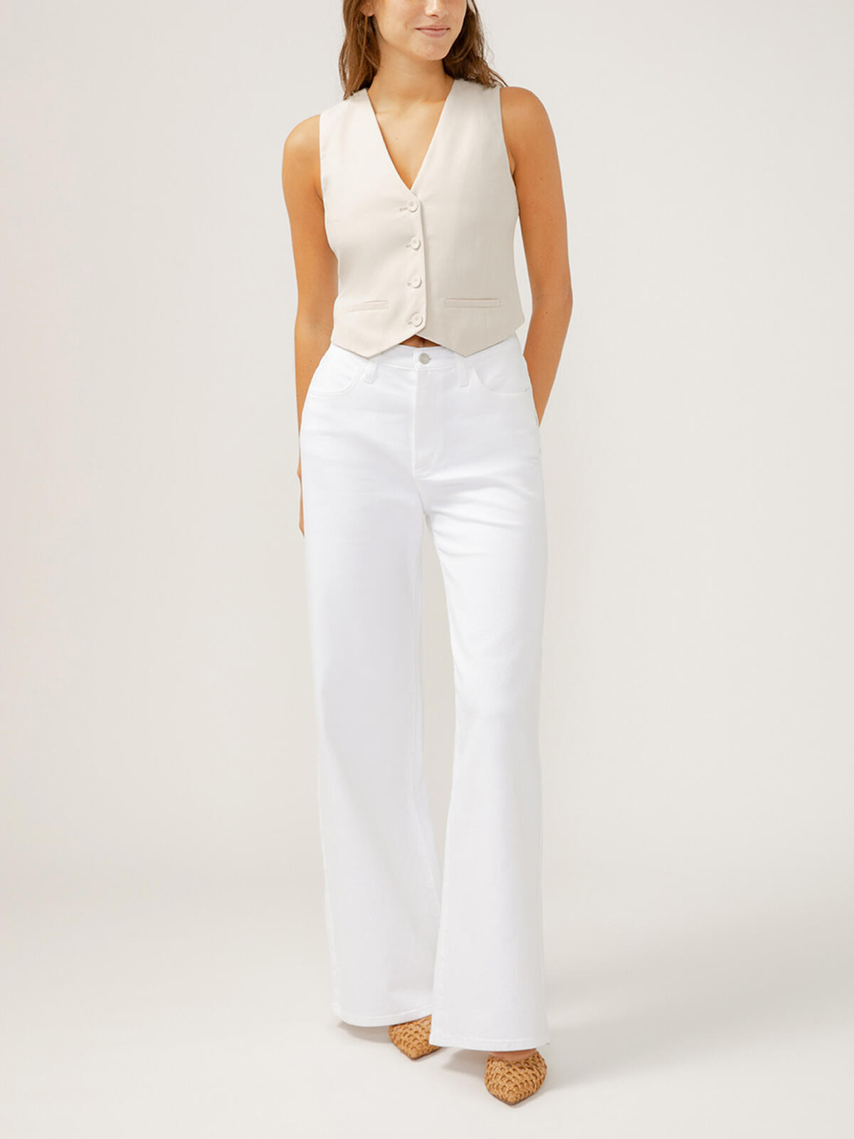 Highly Desirable High Rise Ultra Wide Leg Jeans | Silver Jeans US