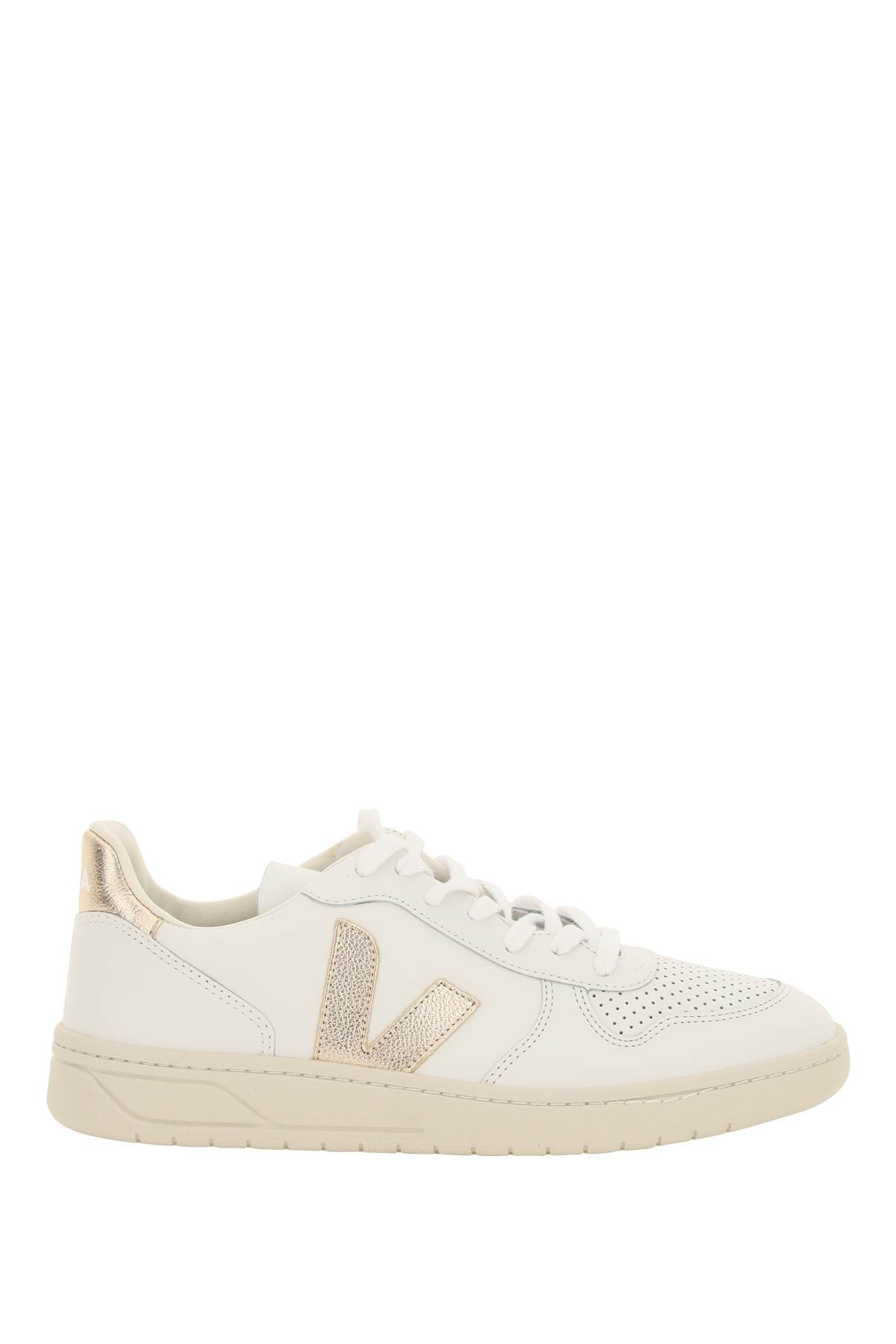 Veja Veja V 10 Sneakers - Stylemyle | Stylemyle (US)