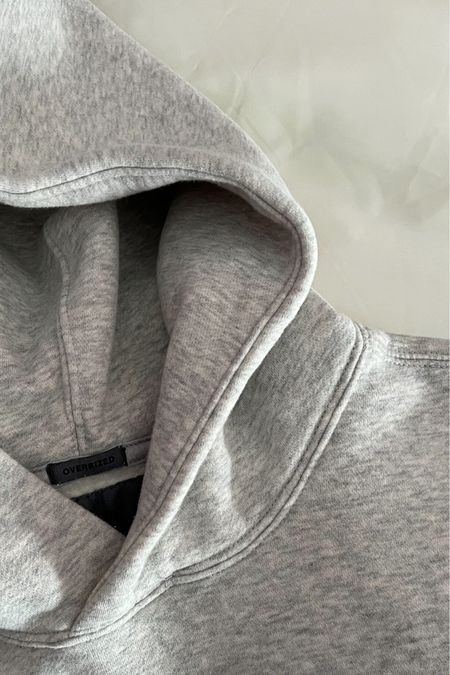 coziest oversized abercrombie hoodie

comfy hoodie • cozy sweatshirt • light heather grey hoodie • abercrombie hoodie • winter fashion • at home lounge clothes 

#LTKGiftGuide #LTKSeasonal #LTKunder100