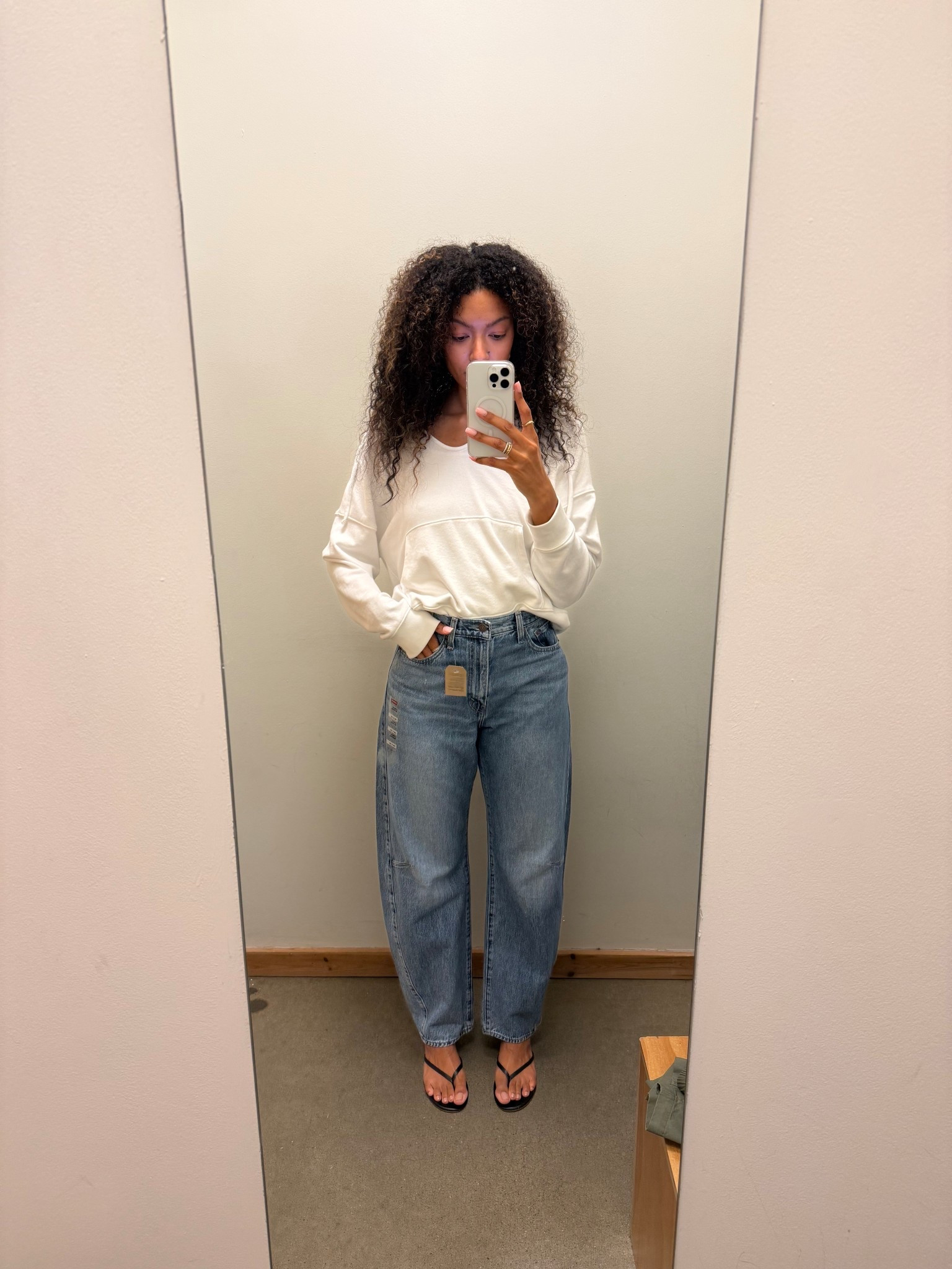 Barrel jeans for the tall girlies!! I got the 33”  inseam in-store 🤭

#LTKFindsUnder100 #LTKSeasonal