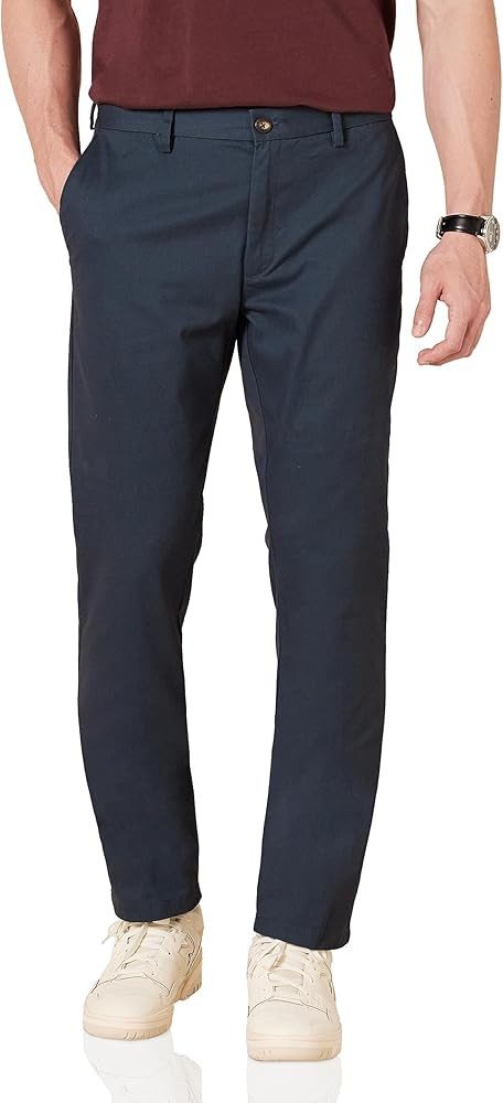 Amazon Essentials Men's Slim-Fit Wrinkle-Resistant Flat-Front Chino Pant | Amazon (US)