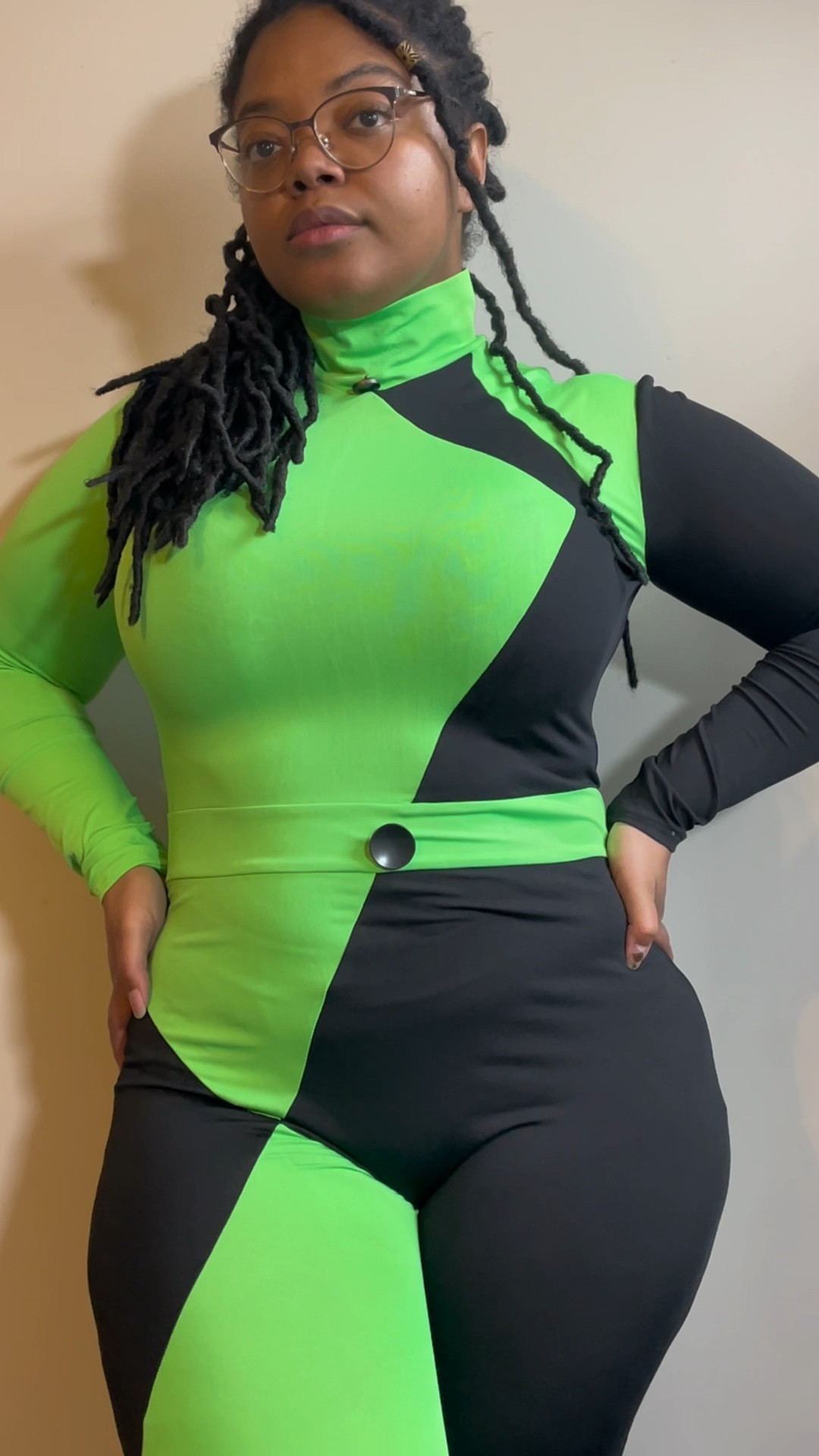 Cartoon Shego Cosplay on Plus Size Pear Shaped body 