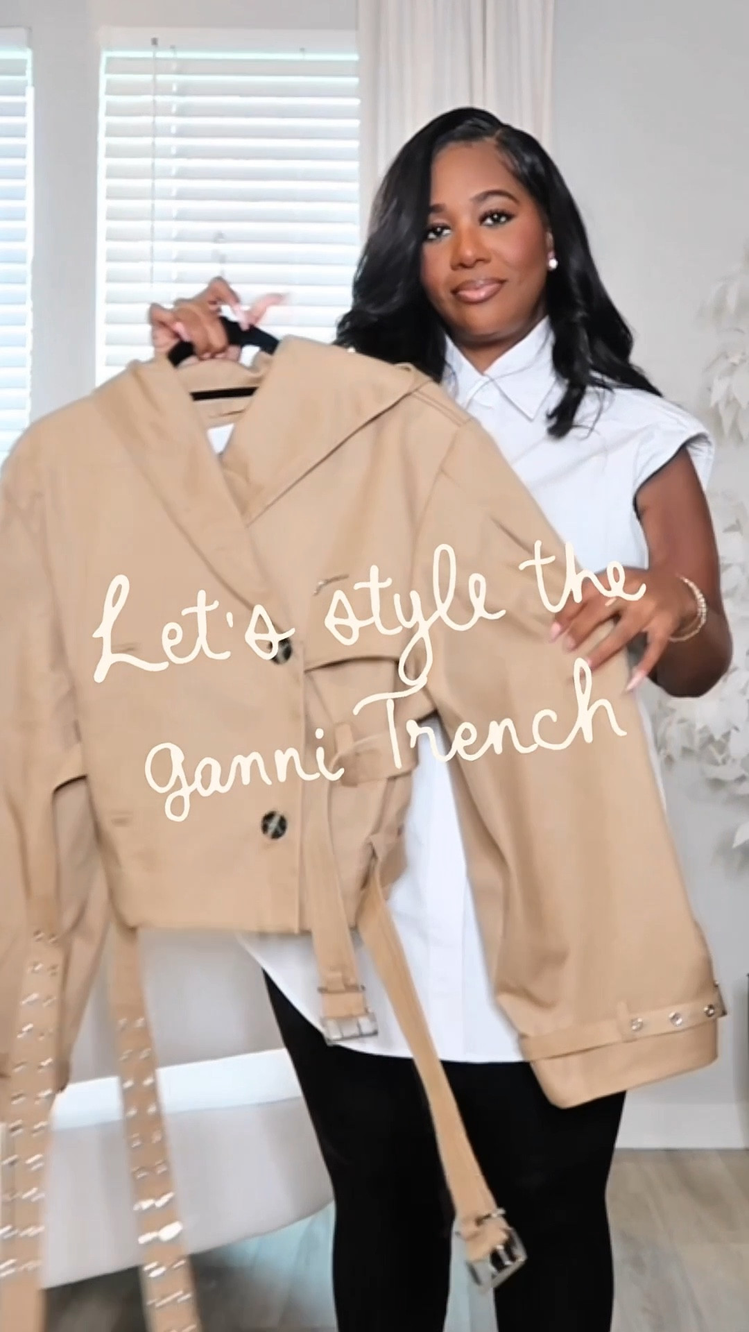 Adding a third piece is that easiest and quickest way to elevate your look! This cropped trench is so good! I’m wearing a size 44. I’ve also linked an affordable alternative.