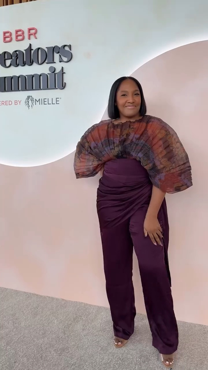 Spent the day with @blackbeautyroster sharing tips on how black creators can scale their platforms! I of course had to represent by wearing one of my favorite black owned brands, Andrea Iyamah!

#blackbeautyroster #creatorcommerce #contentcreator #creatortips #fallfashion #eventlook

#LTKStyleTip #LTKBeauty #LTKMidsize