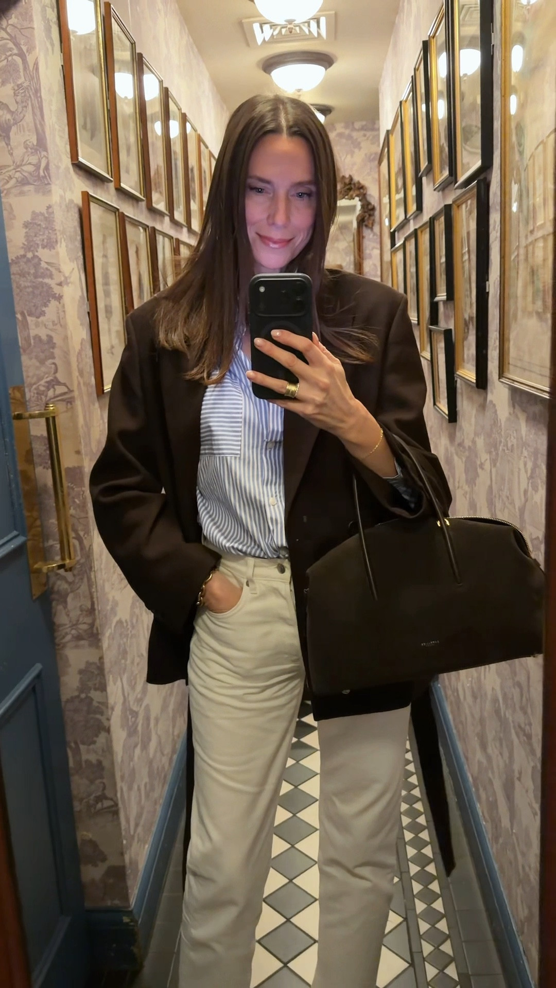 A whistle-stop tour of London wearing some of my favourite items for spring 🤍🤎✨

#ltkstyletip

#LTKSeasonal #LTKootd #LTKdayinmylife