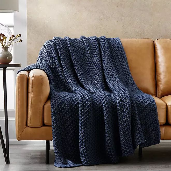 Member's Mark Oversized Chunky Knit Throw, 60" x 70" (Assorted Colors) | Sam's Club