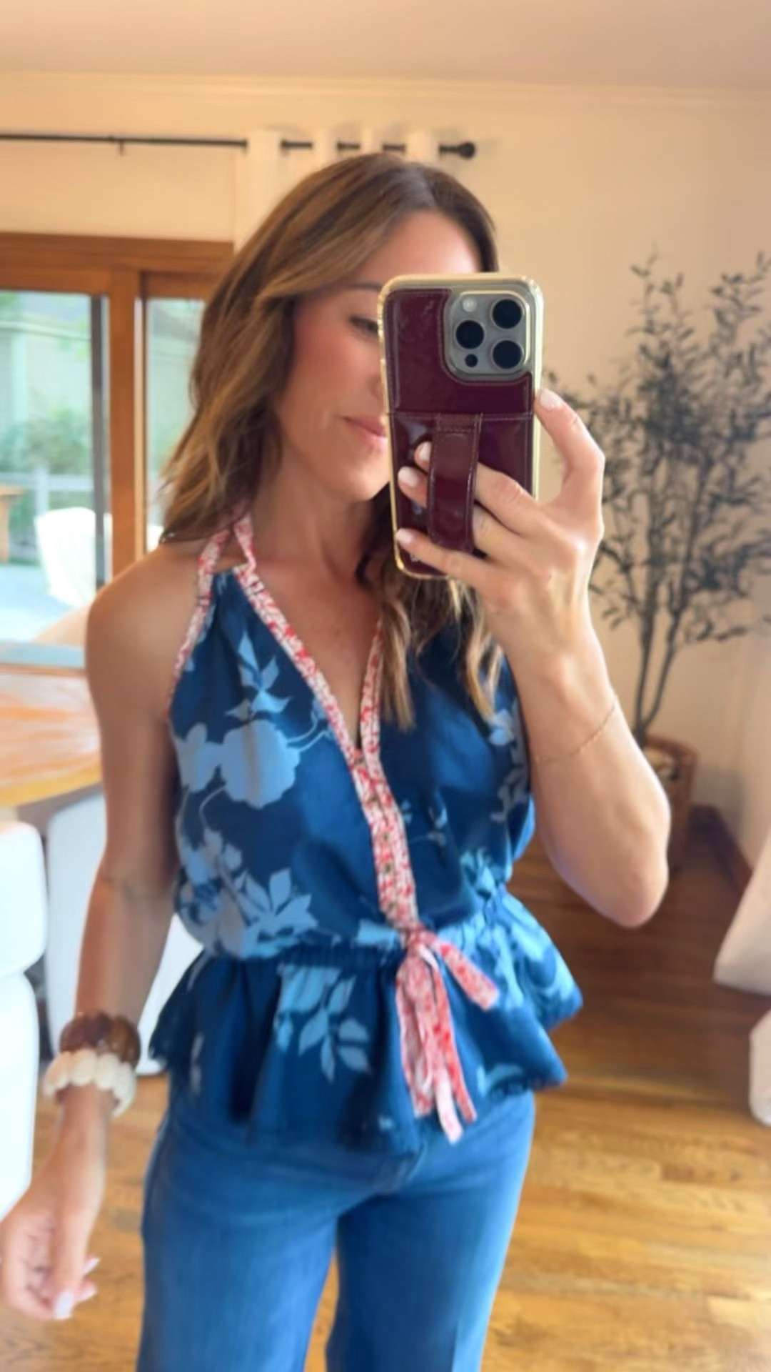 The pattern mix, color & fit of this cute Summer top!! Love with jeans. 
Or Style with denim shorts, ivory flowy pants or a little skirt 👍🏻
XS top. Jeans tts, size 0

#LTKootd #LTKSeasonal