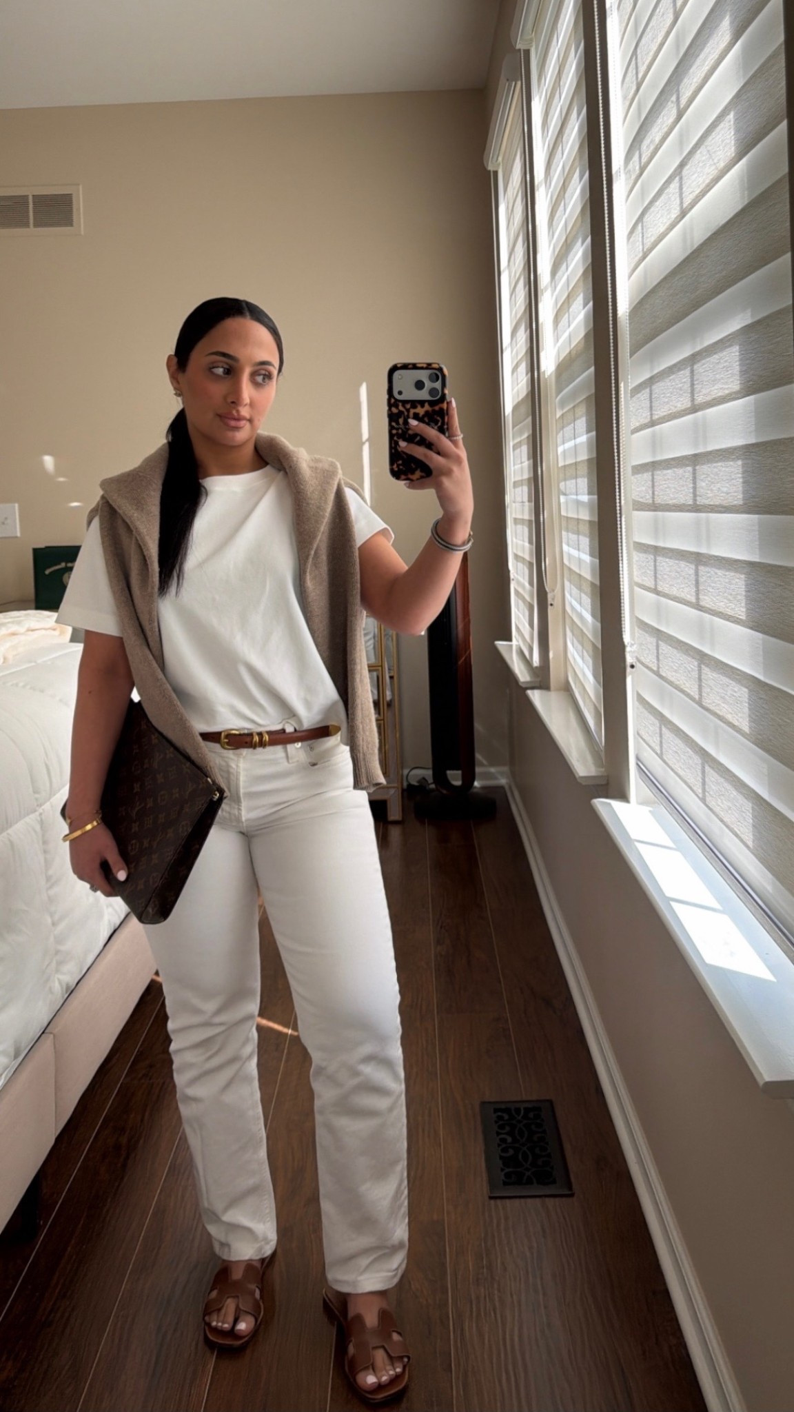 Sunday Fit 🤎🤍 #Aritzia #OutfittedInAritzia #Sunday #Chic #Elevated #Timeless #Luxury