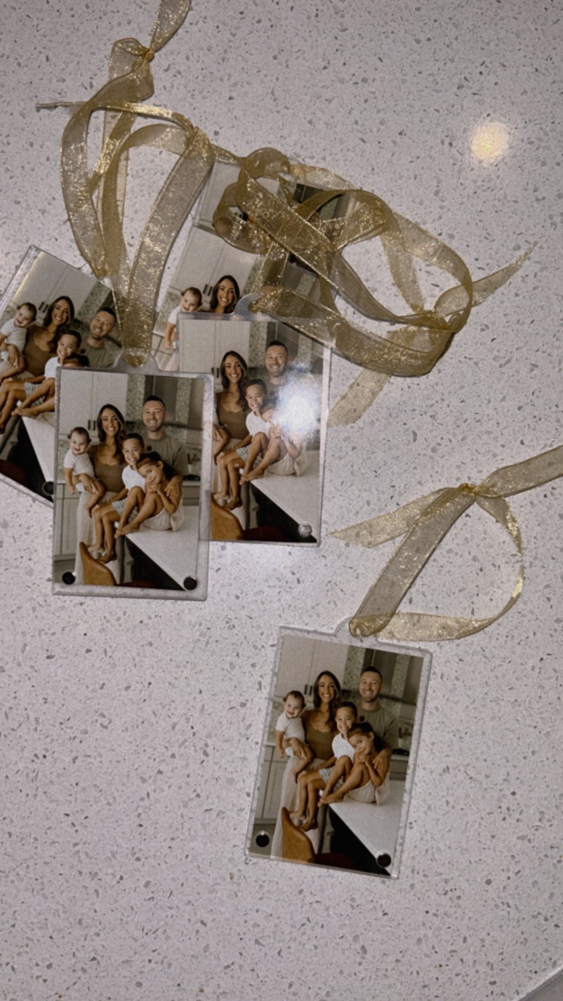 A super sweet DIY photo frame magnet for the holidays! I imagine us swapping out the photo each year OR adding a new one! Amazon, Target finds and prints from Walgreens. Cheap and easy! #gifts #photos #giftsforgrandparents

#LTKmomlife #LTKHoliday #LTKHome