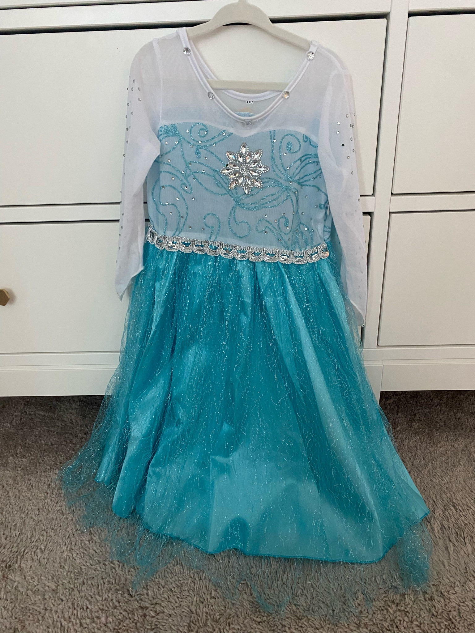 Absolutely love this play dress! My daughter is so obsessed with this and the price is 🤯

Toddler, dress up, princess dress, princess dress up, temu, temu finds

#LTKKids