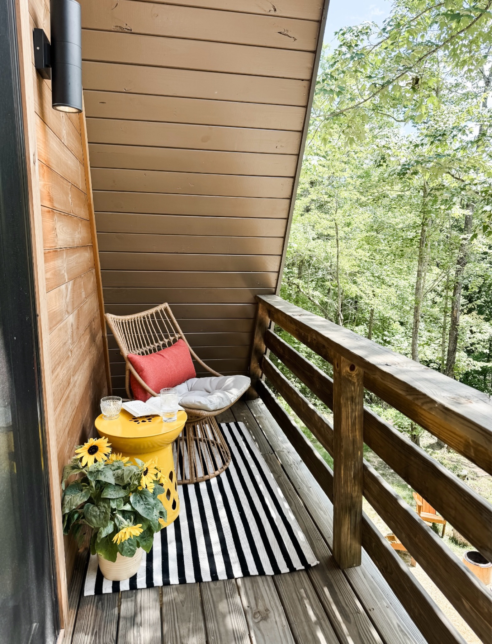 Summer refresh for the balcony. 🌻☀️

#LTKHome