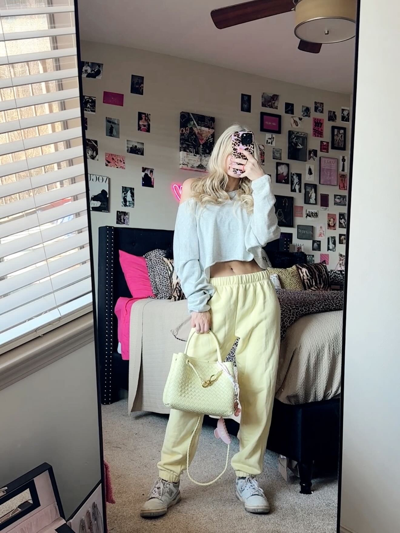 Spring vibes!!! Exact bag linked on my shopmy: https://go.shopmy.us/p-48674964

#LTKgrwm #LTKootd #LTKdayinmylife